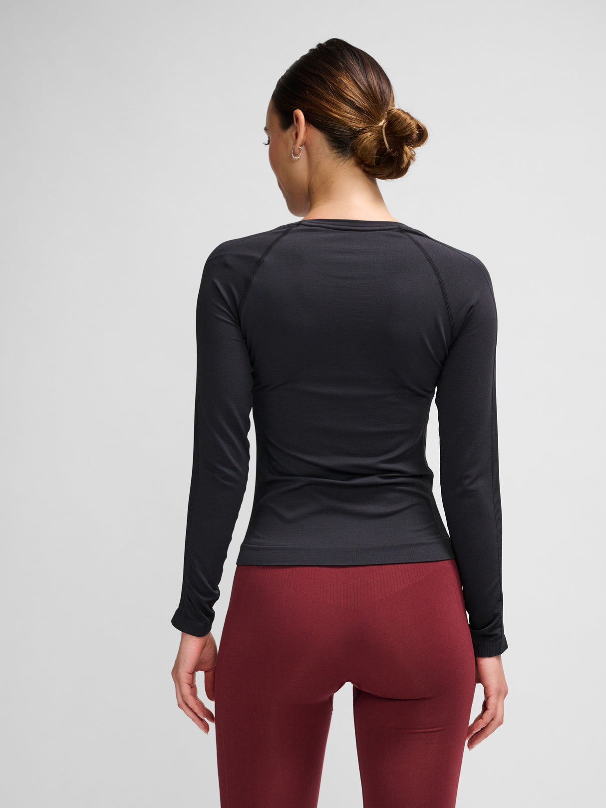 hummel Women's Clea Seamless Tight Long Sleeve T-Shirt-6