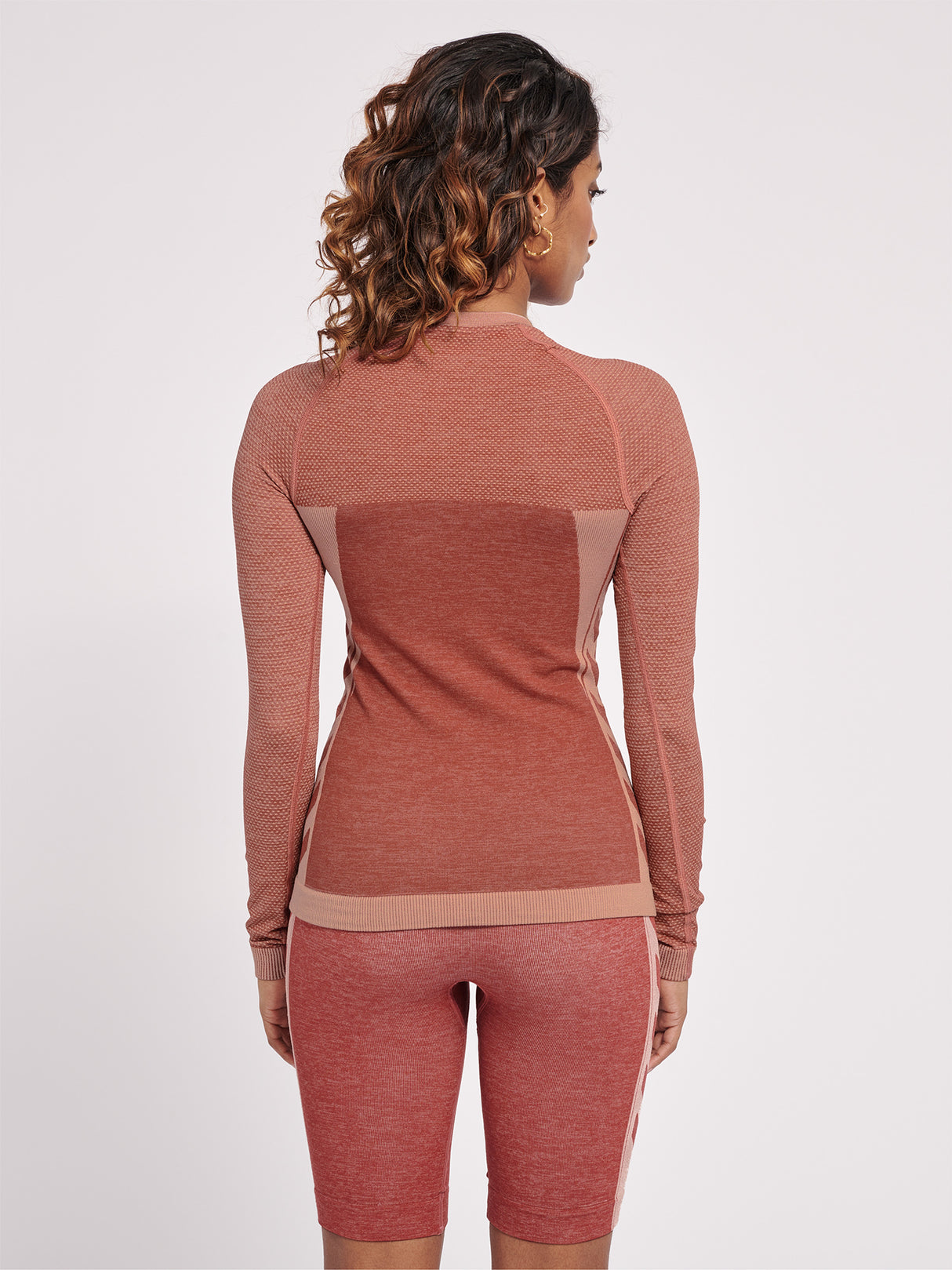 hummel Women's Clea Seamless Tight Long Sleeve T-Shirt-6