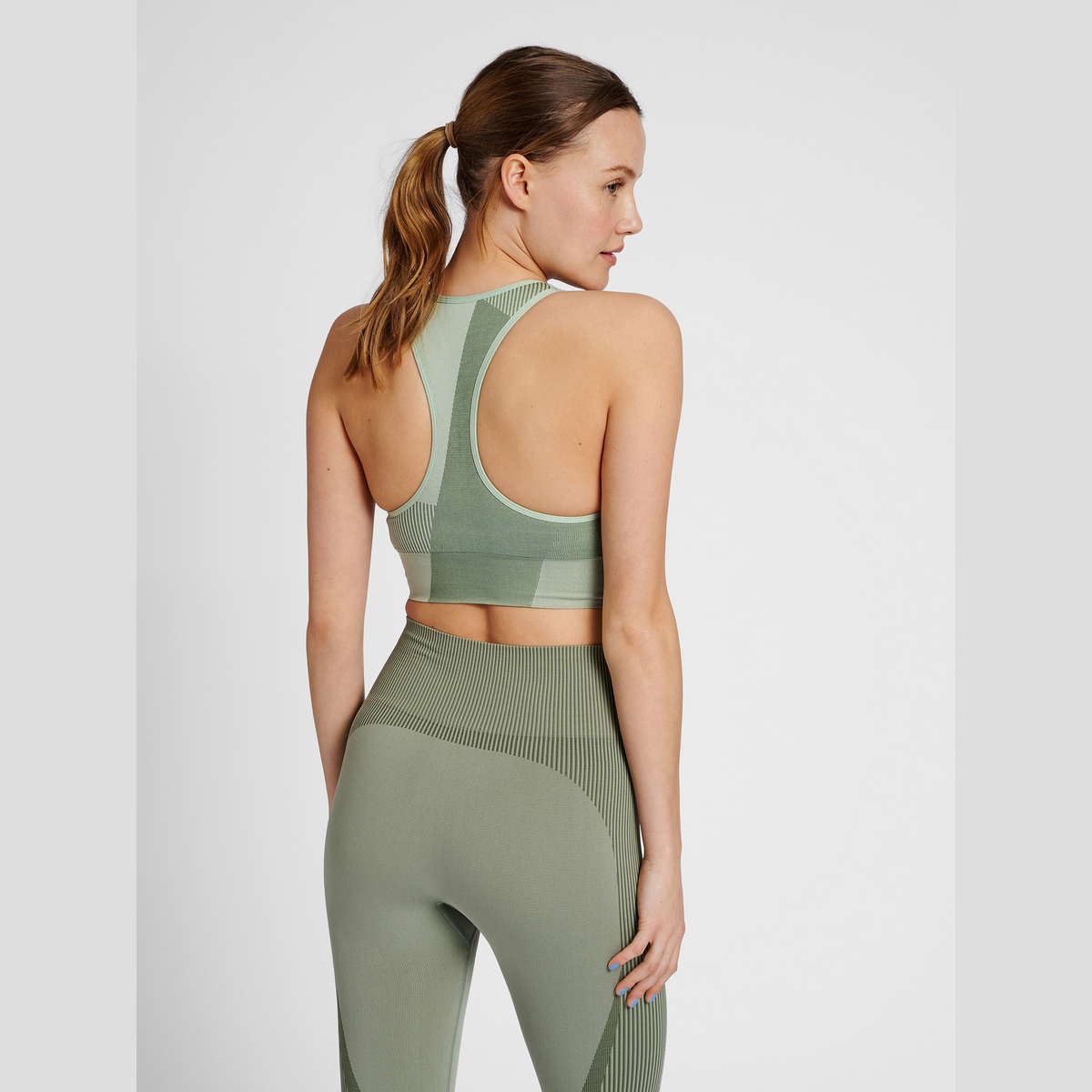 hummel Women's Mindful Training Unite Seamless Sports Top-4