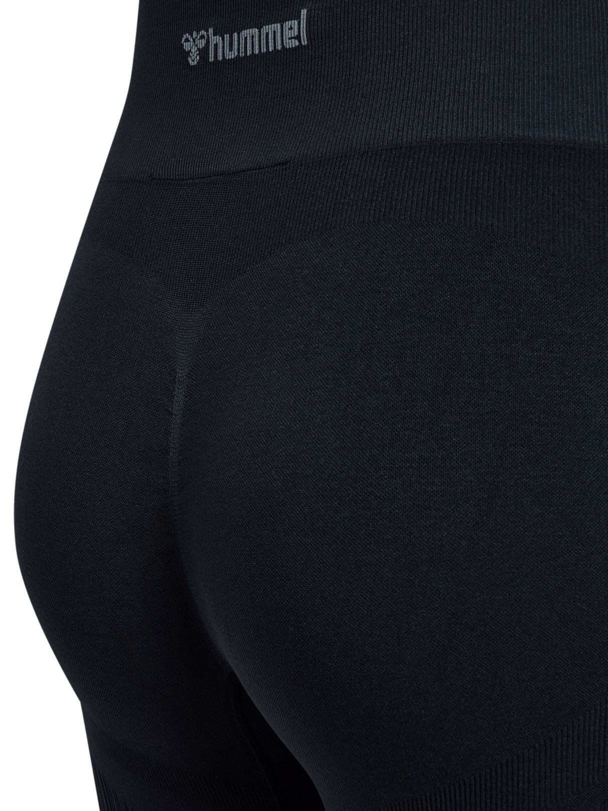 hummel Women's Mindful Training Define Seamless Scrunch Shorts-3