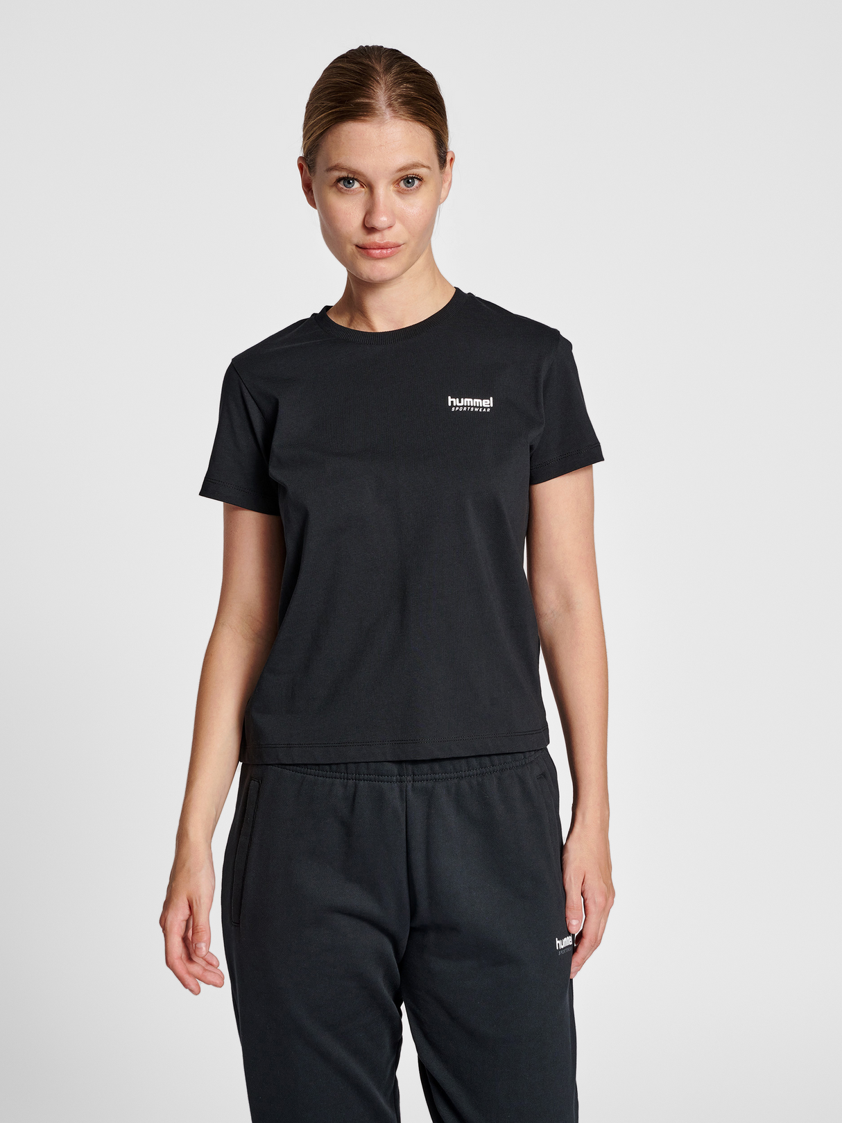 hummel Women's Legacy Kristy Shorts T-Shirt-5