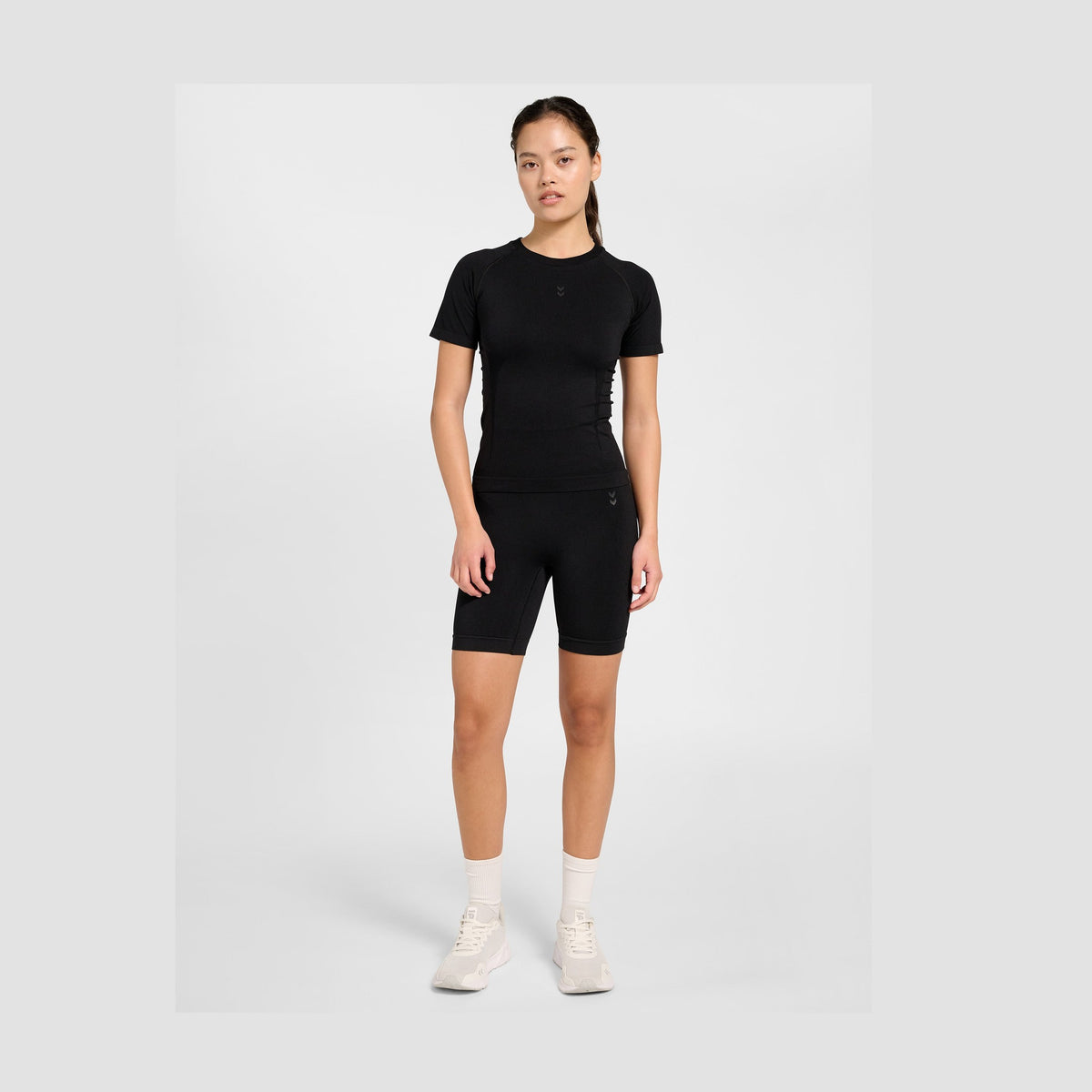 hummel Women's Flow Short Sleeve T-Shirt-6