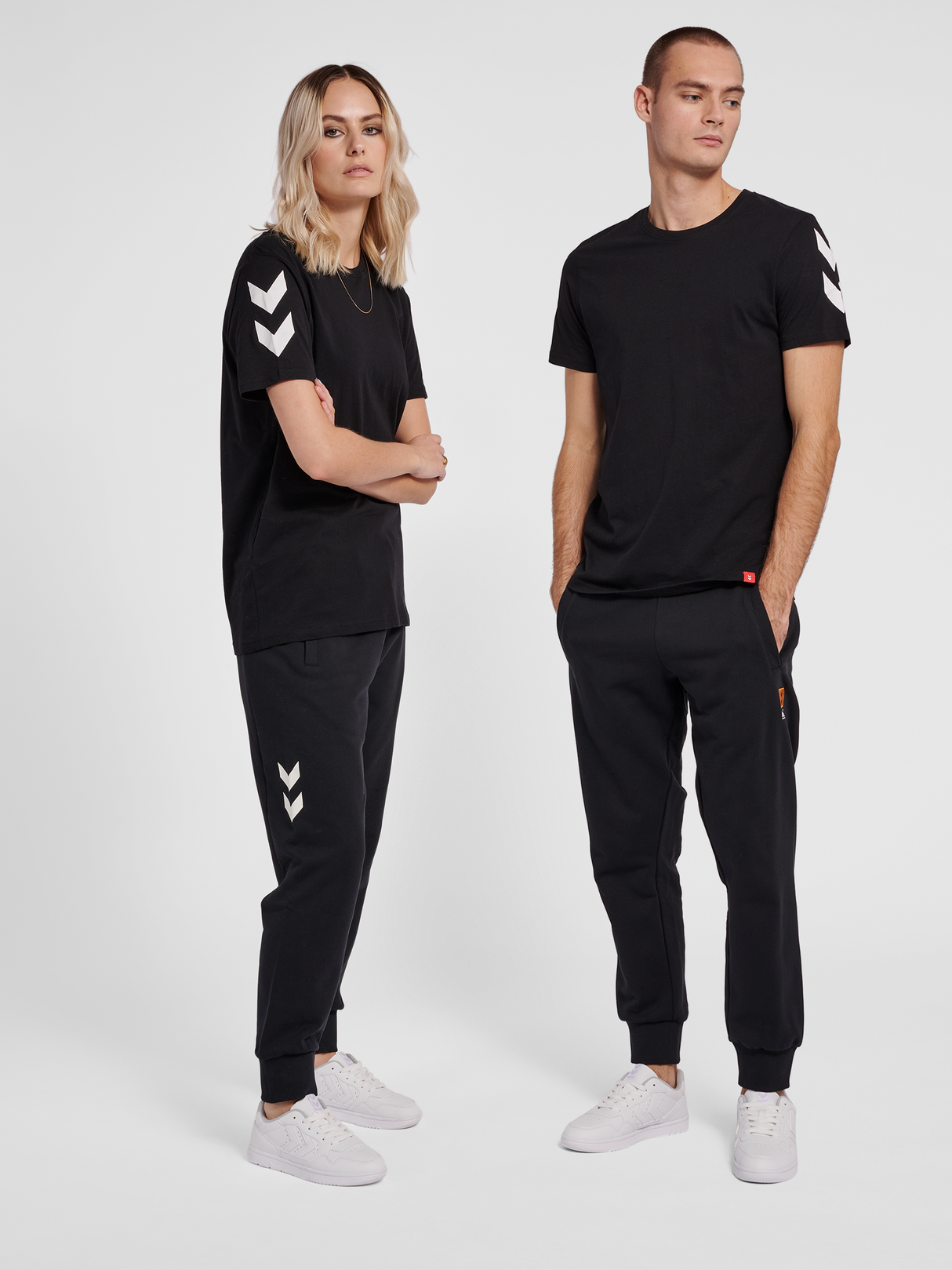 hummel Unisex Legacy Chevron T-Shirt-5