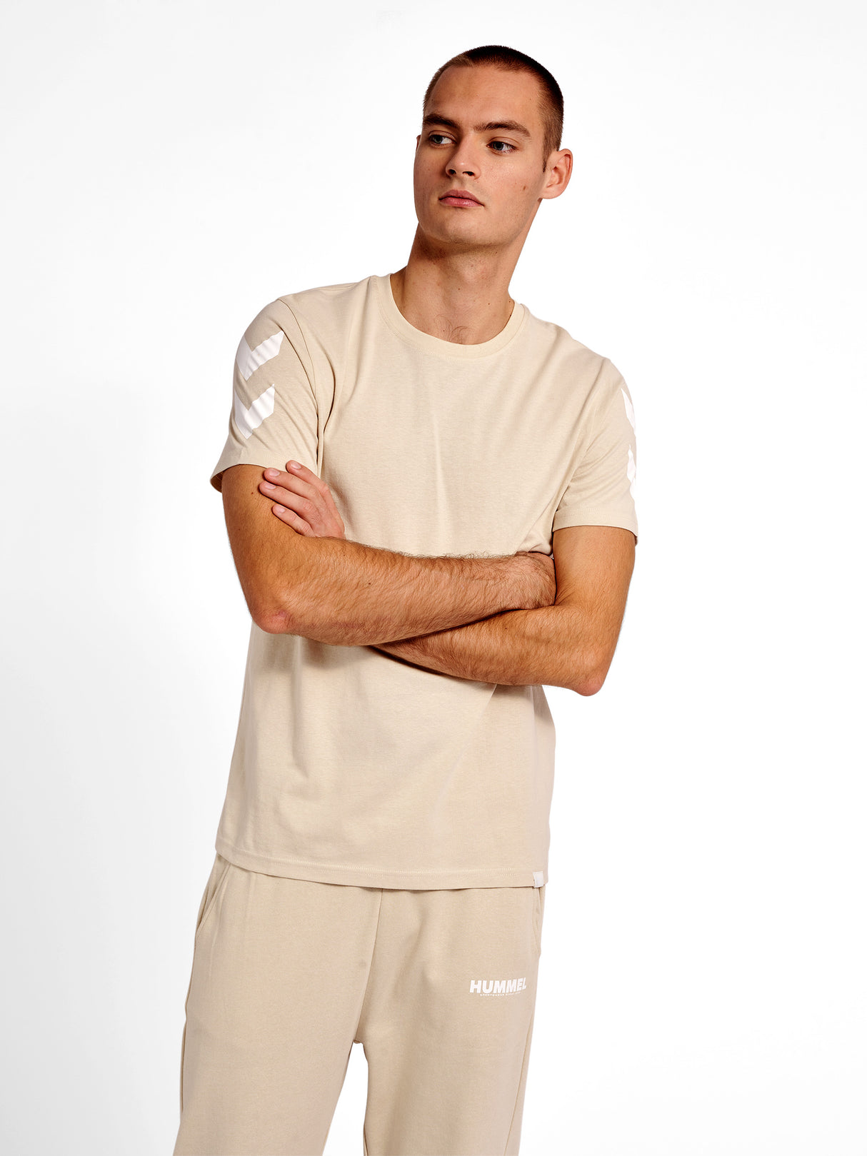 hummel Unisex Legacy Chevron T-Shirt-6