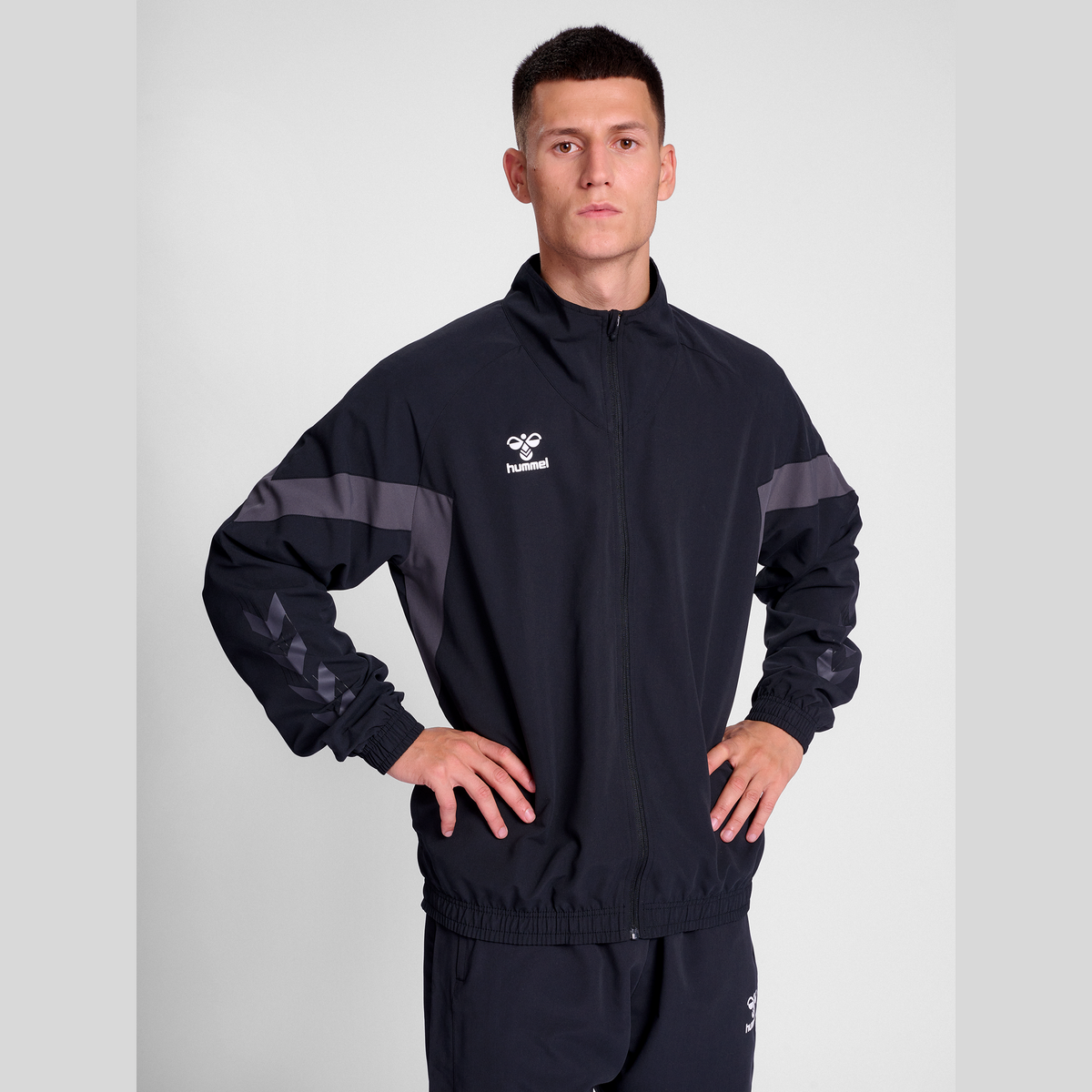 hummel Men's Travel Woven Jacket-4