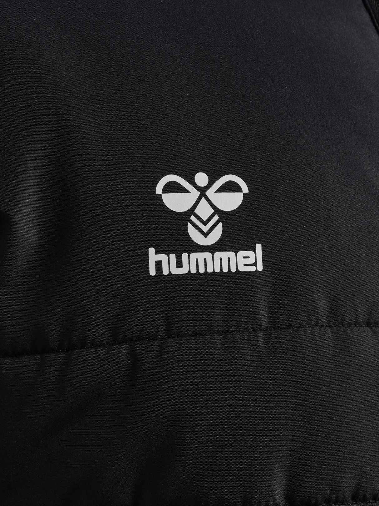 hummel Unisex Essential Shorts Bench Jkt-3