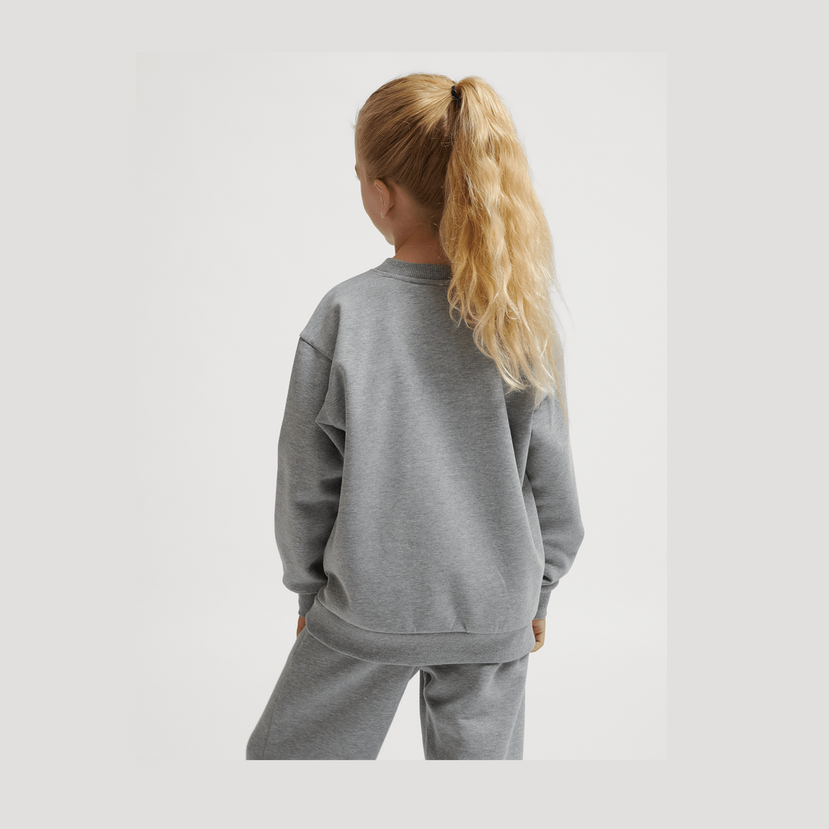 hummel Youth Loose Crewneck Bee-4