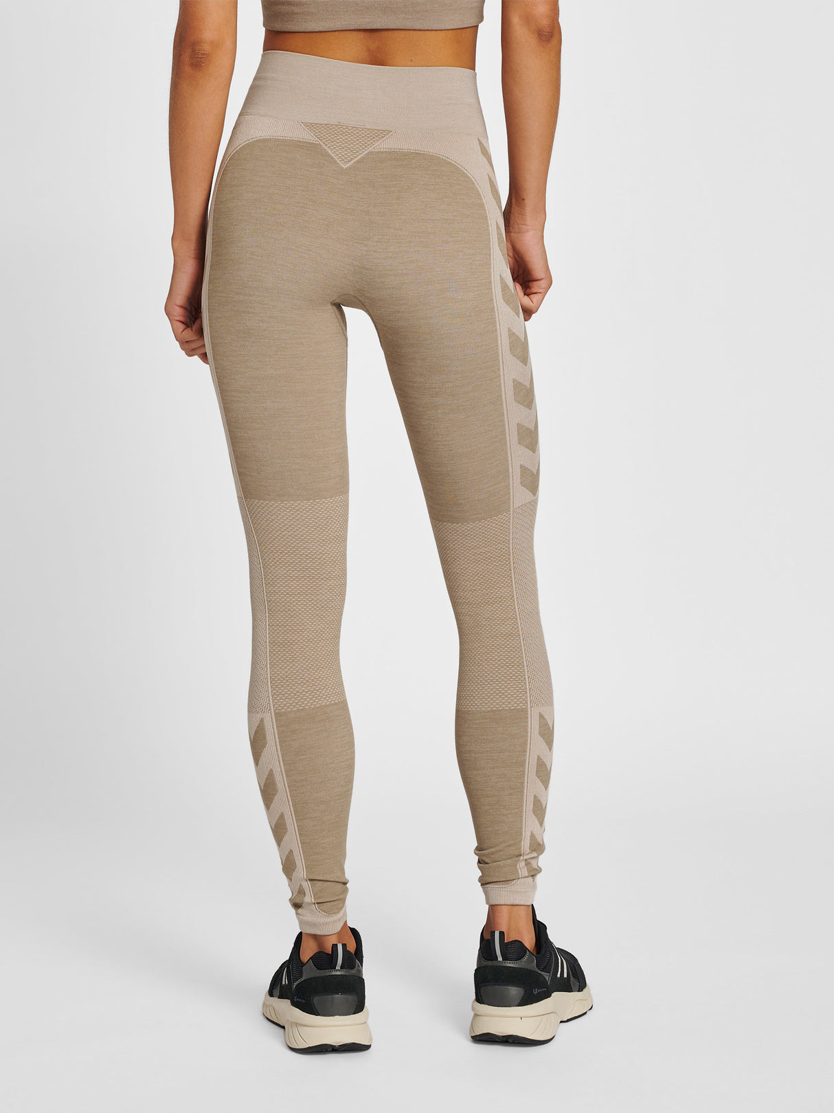 hummel Women's Clea Seamless Mid Waist Tights-6