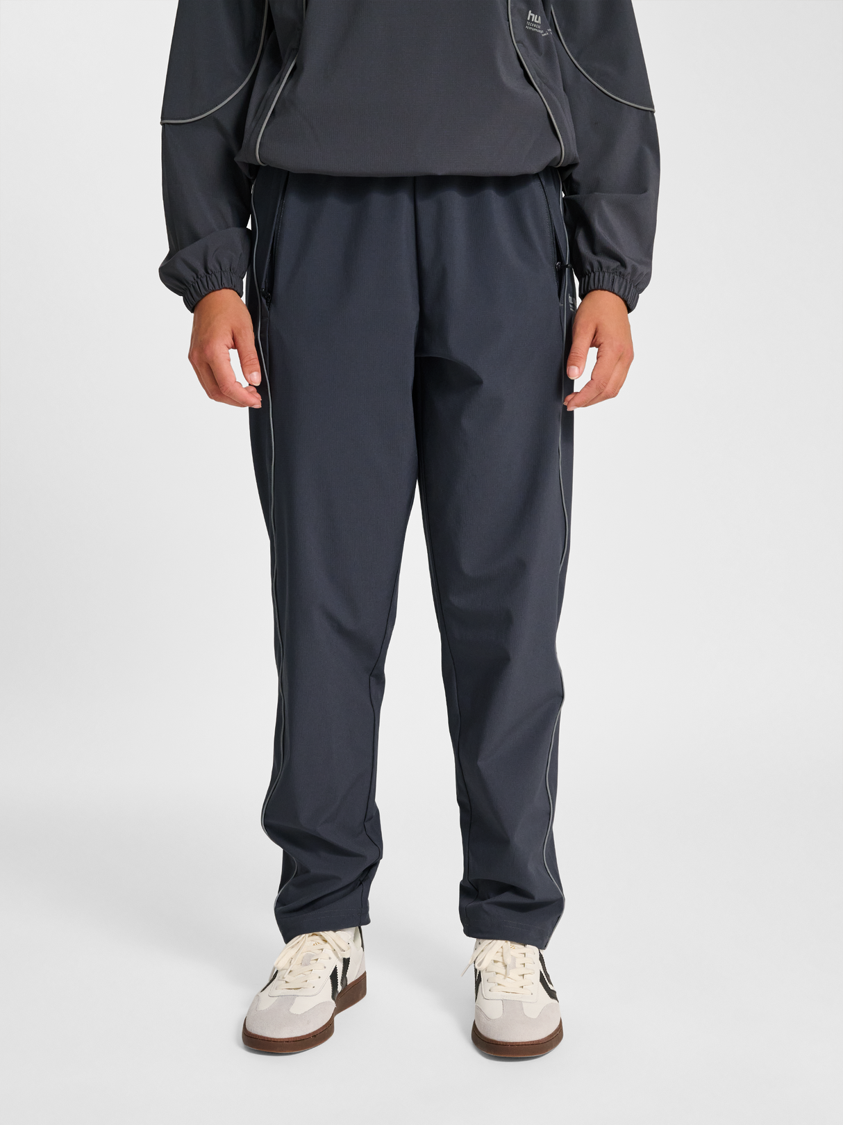 hummel Women's Pulse Woven Pants-5
