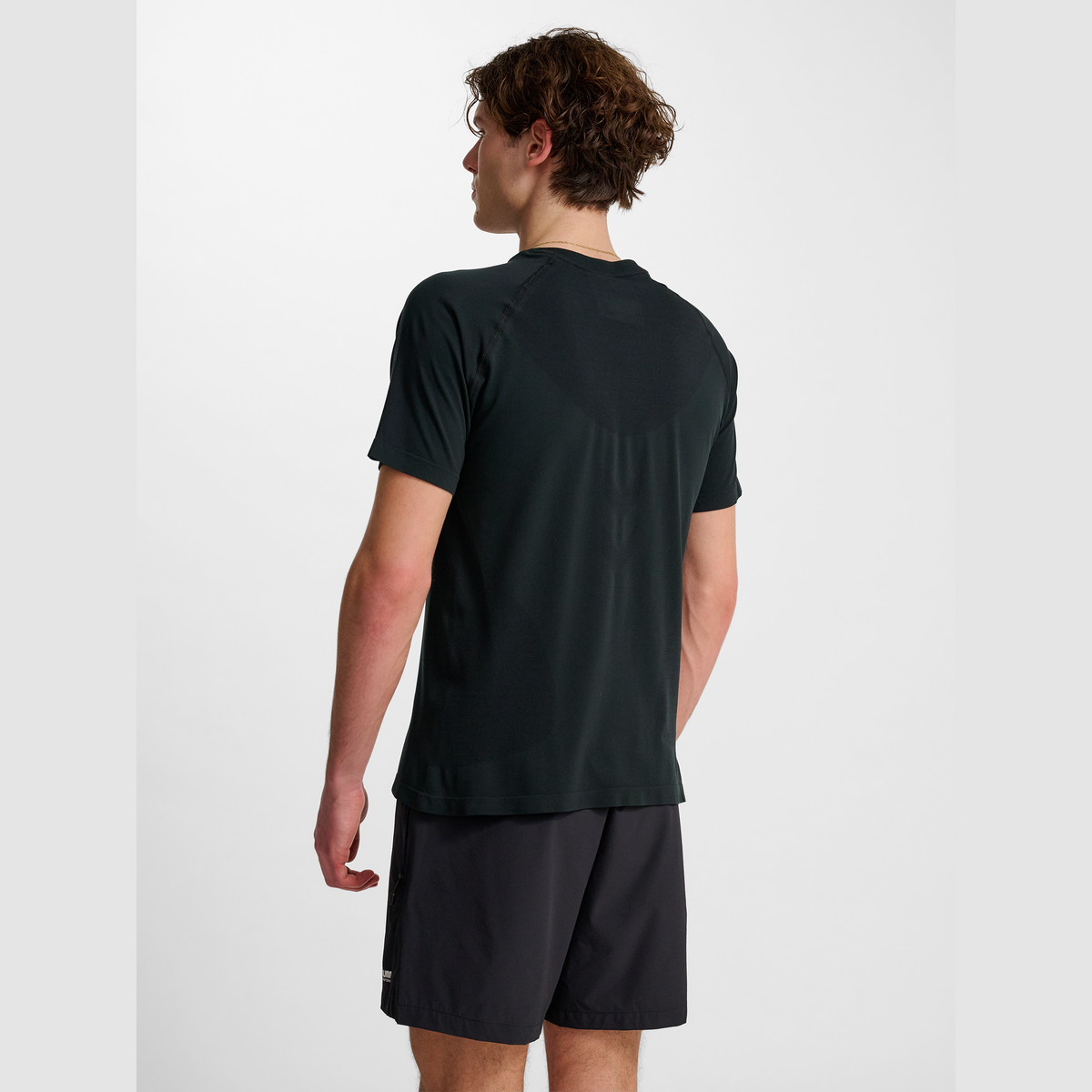 hummel Men's HIIT Seamless Short Sleeve T-Shirt-5