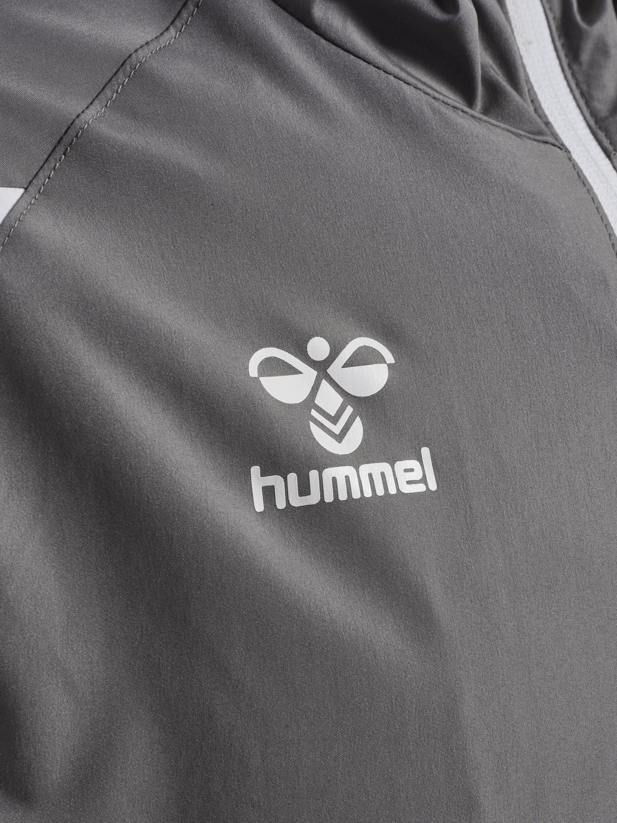 hummel Unisex Core 2.0 All-Weather Jacket-4