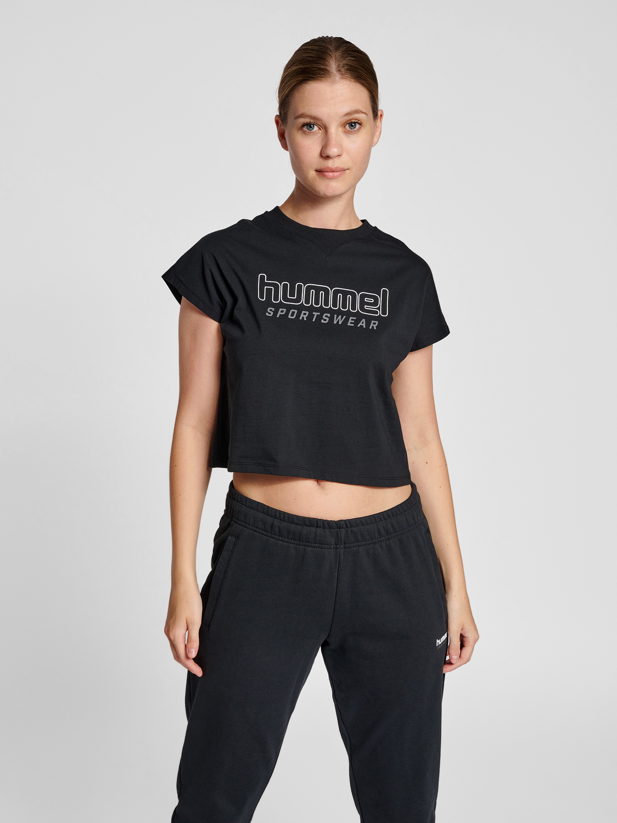 hummel Women's Legacy June Cropped T-Shirt-5