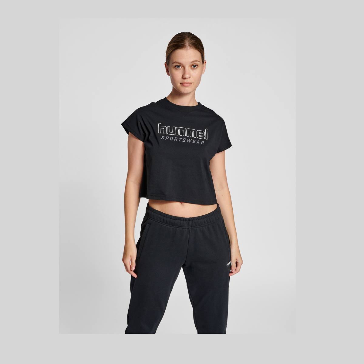 hummel Women's Legacy June Cropped T-Shirt-5