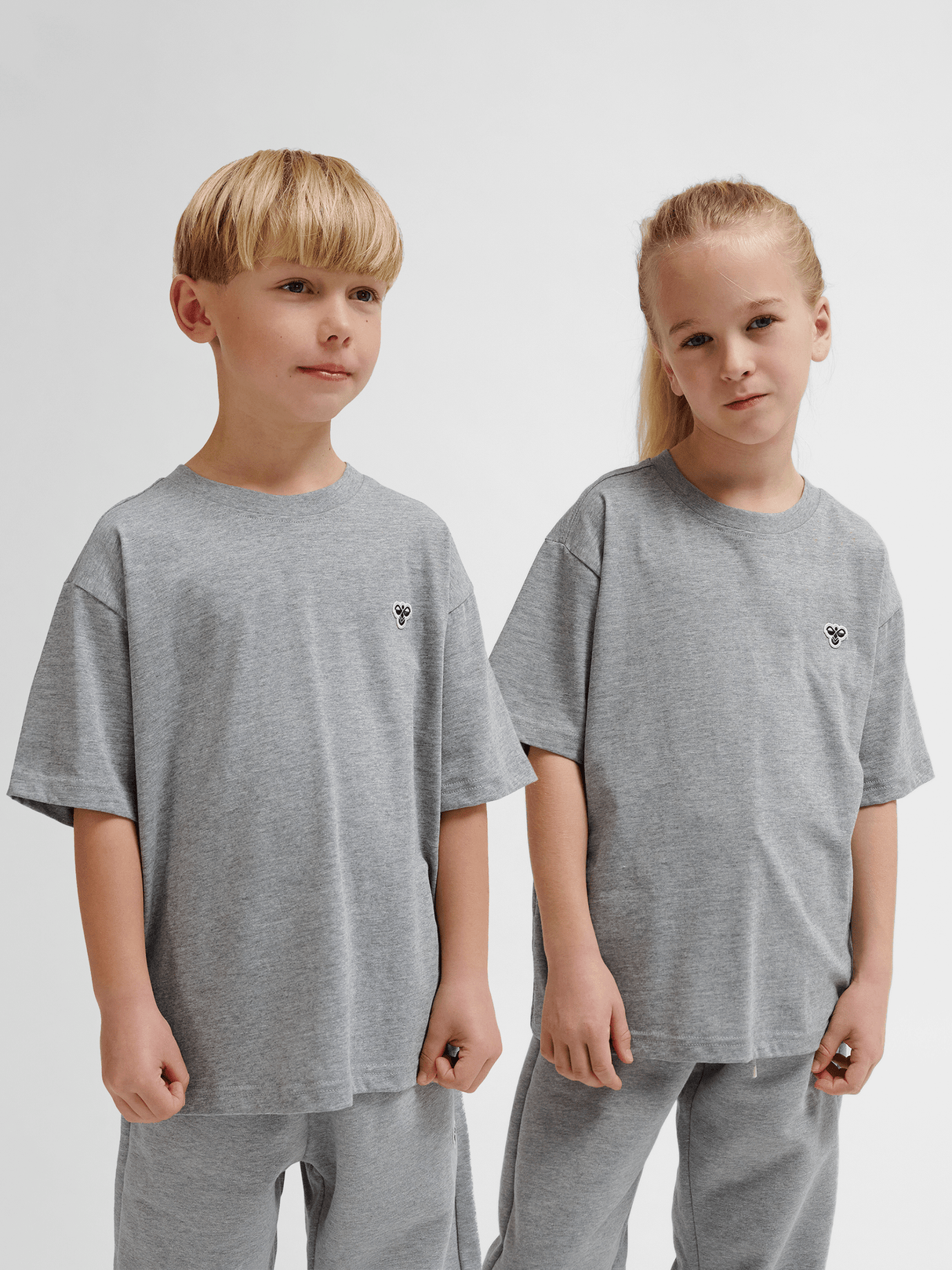 hummel Youth Loose Short Sleeve T-Shirt Bee-5