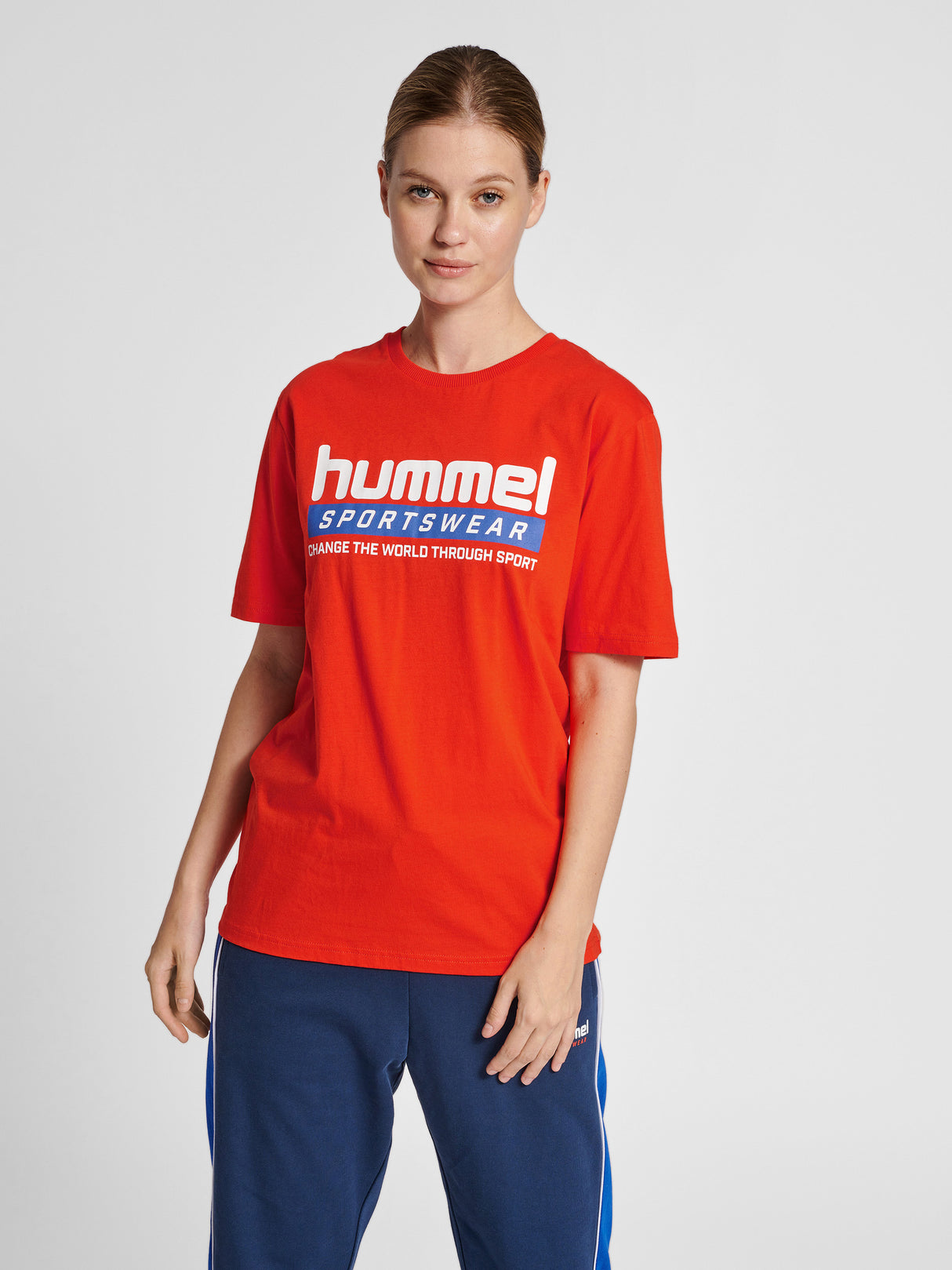 hummel Unisex Legacy Carson T-Shirt-6