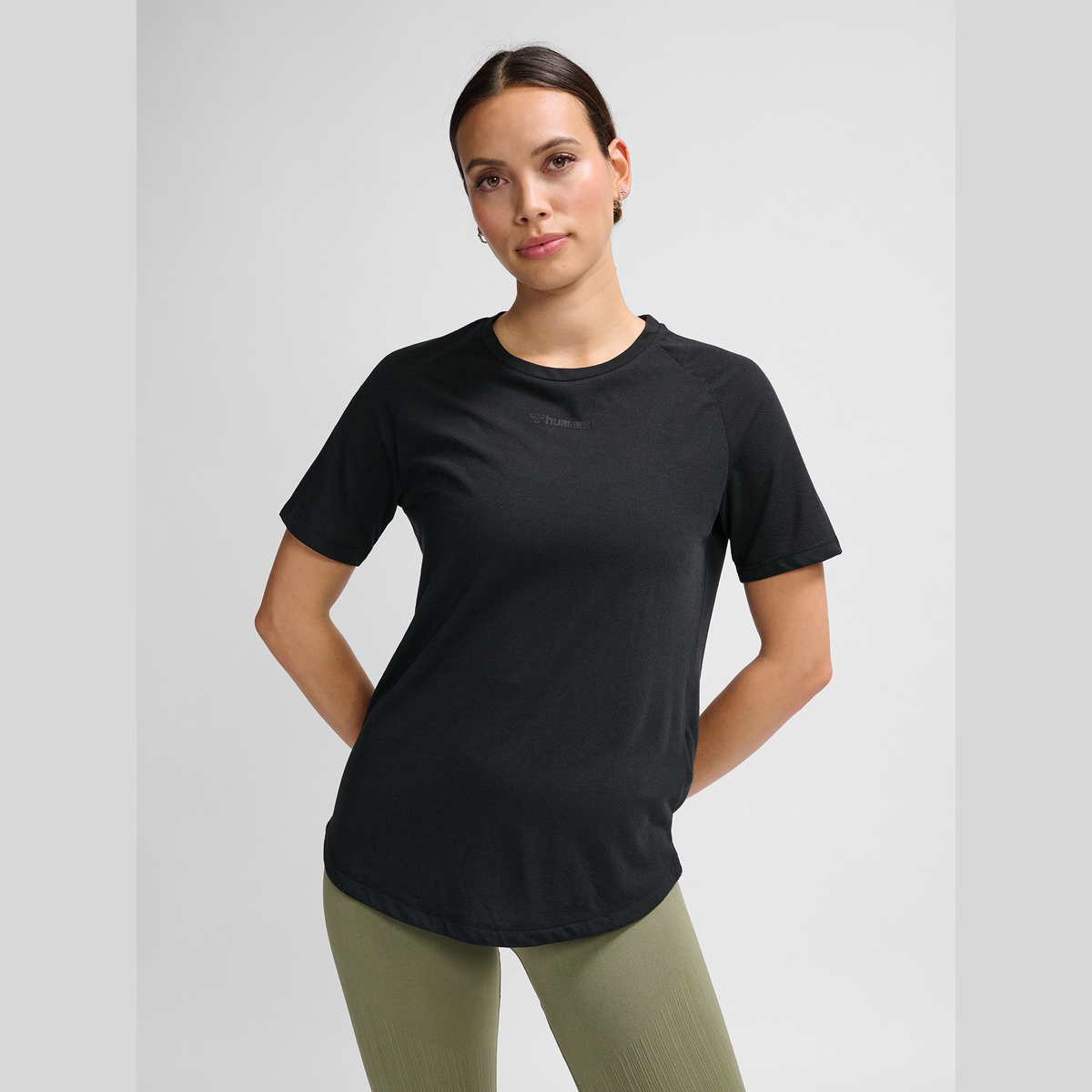 hummel Women's Mindful Training Vanja T-Shirt-5