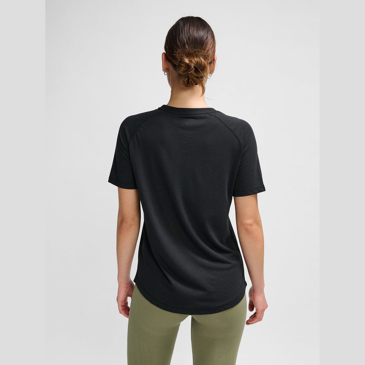 hummel Women's Mindful Training Vanja T-Shirt-6