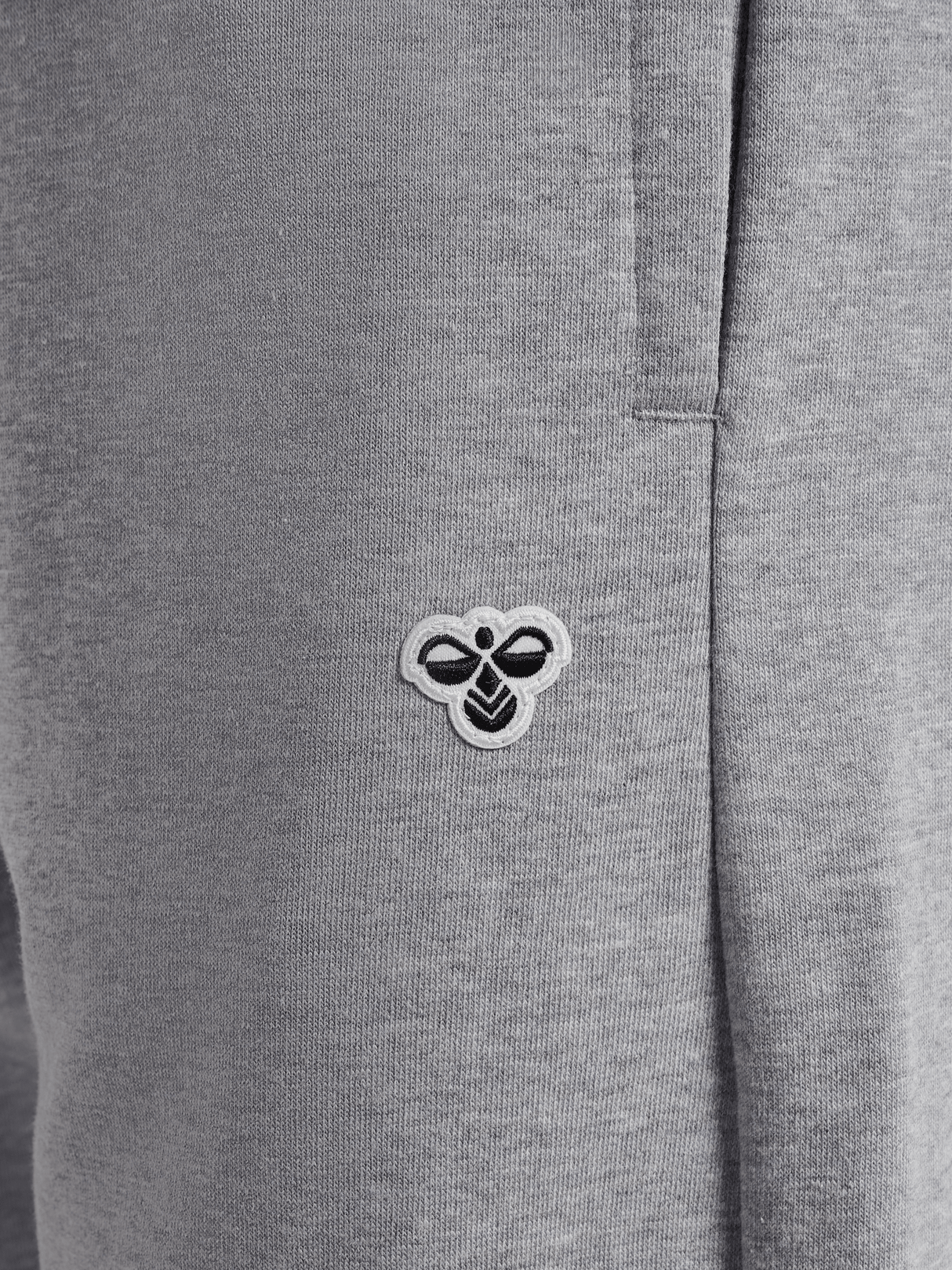 hummel Unisex Loose Sweatpant Bee-3