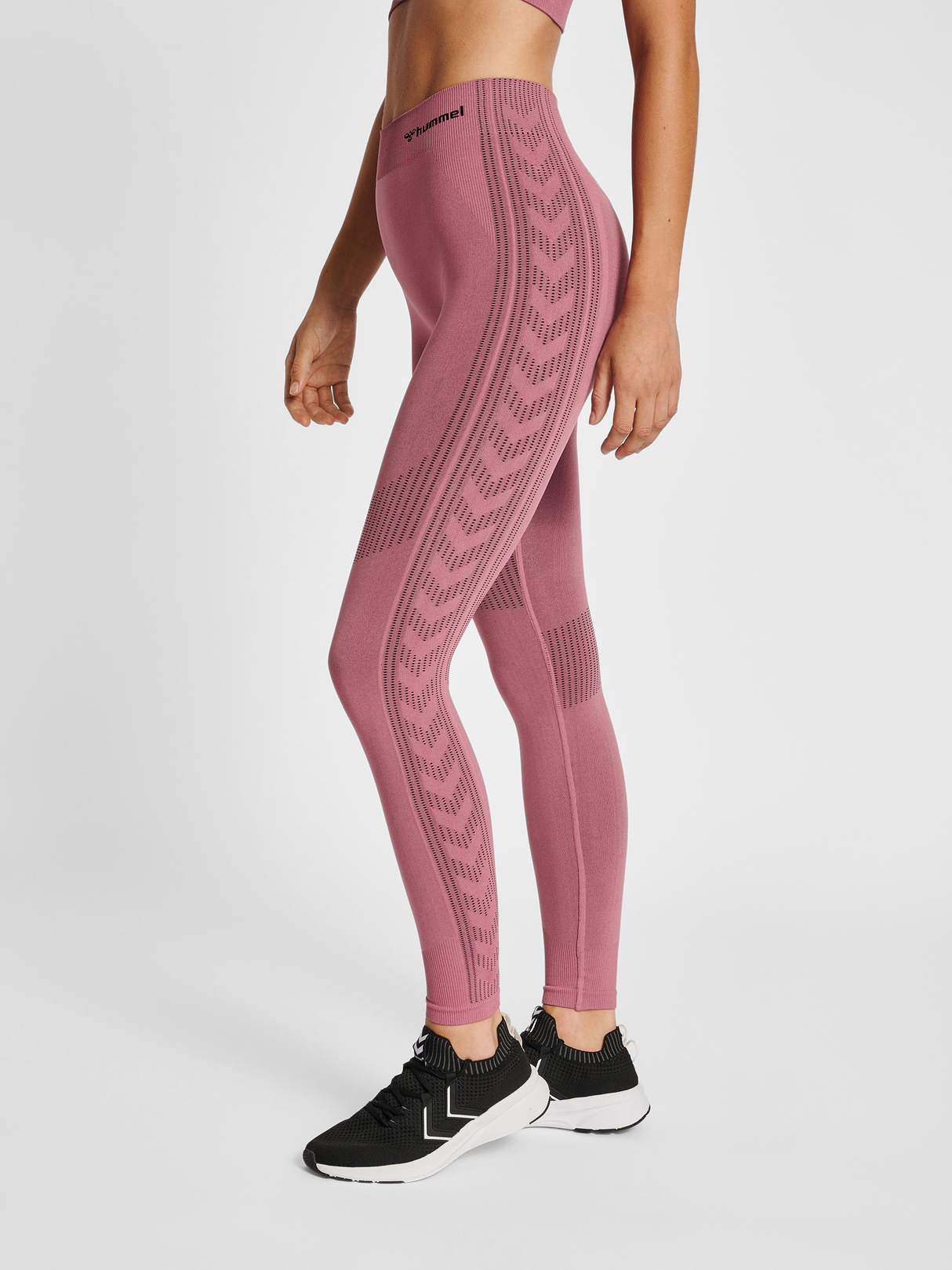 hummel Women's Mindful Training Shaping Seamless Mid Waist Tights-5
