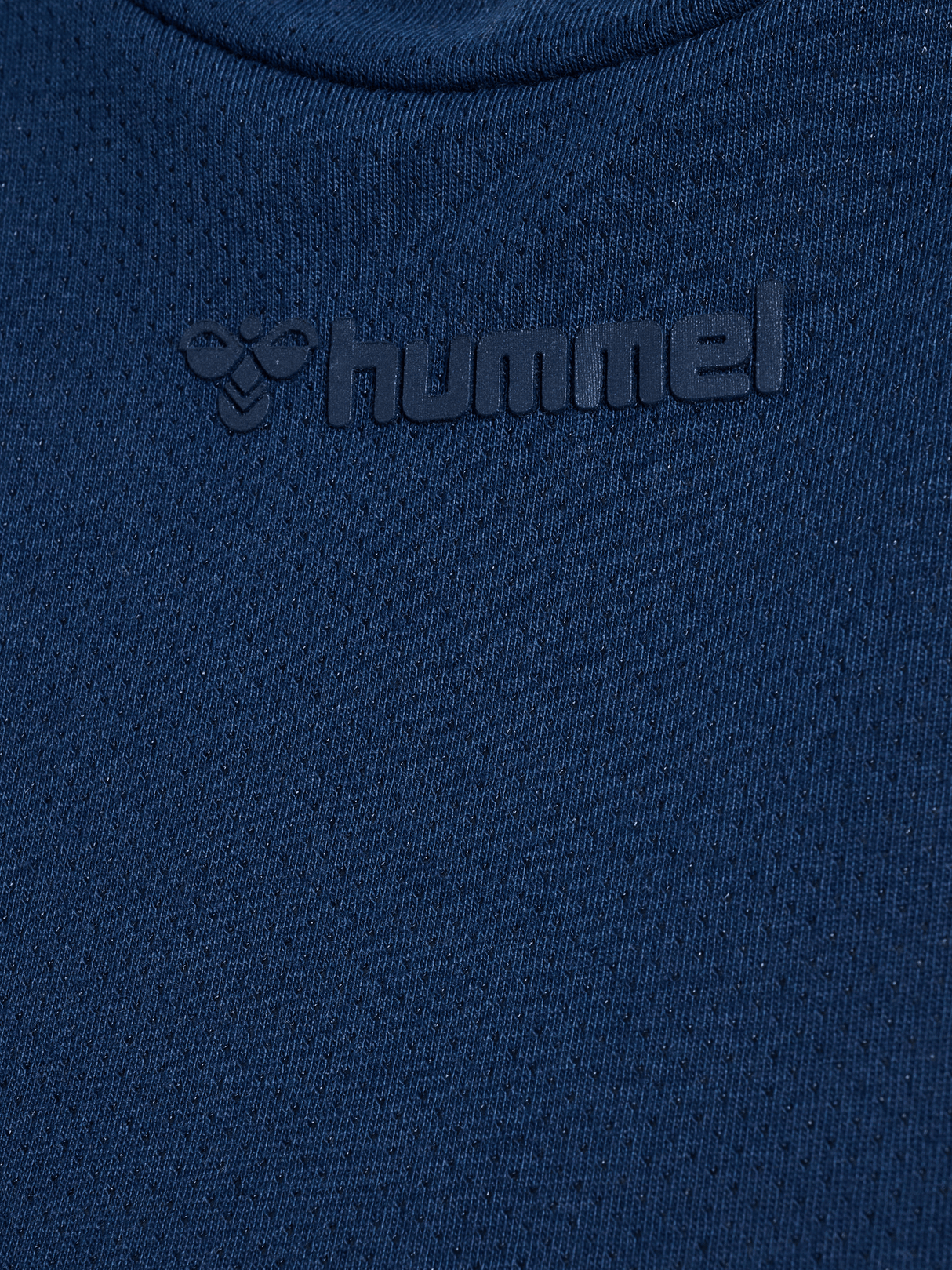 hummel Women's Mindful Training Vanja Shorts Muscle Tank Top-3