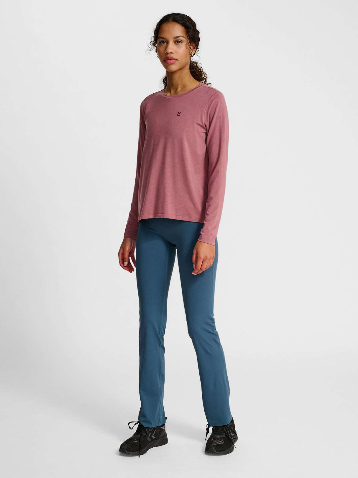 hummel Women's Yoga Soft Loose T-Shirt Long Sleeve-6