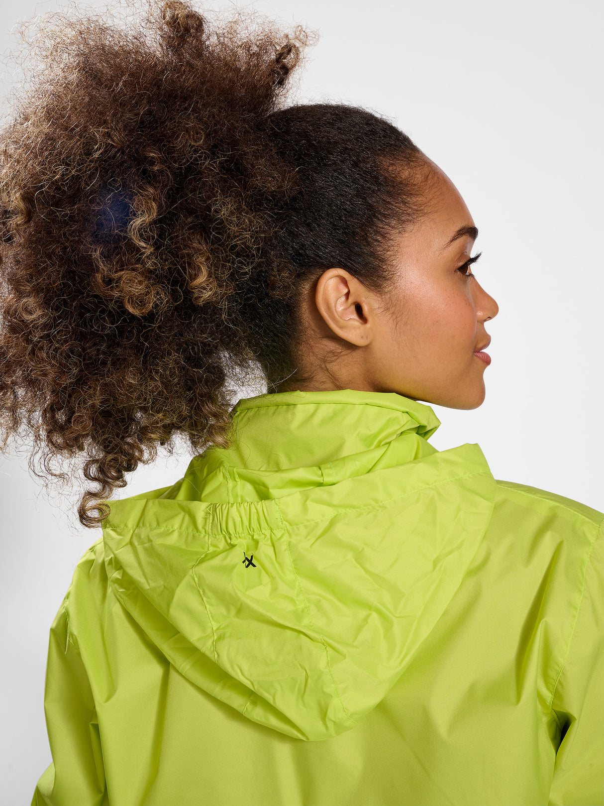 hummel Unisex Core XK Spray Jacket-6