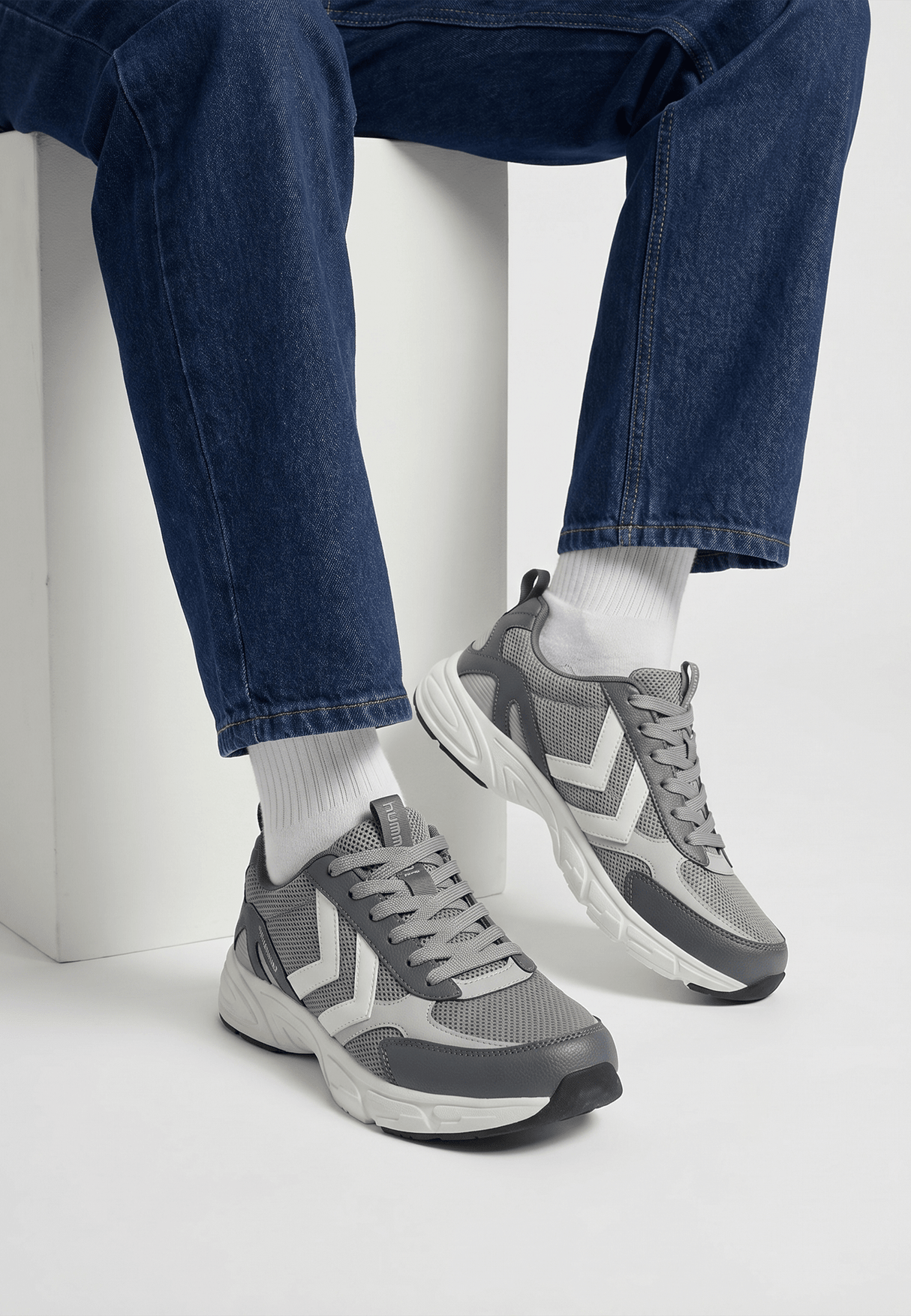 hummel Unisex Coreforce One Shoes-5