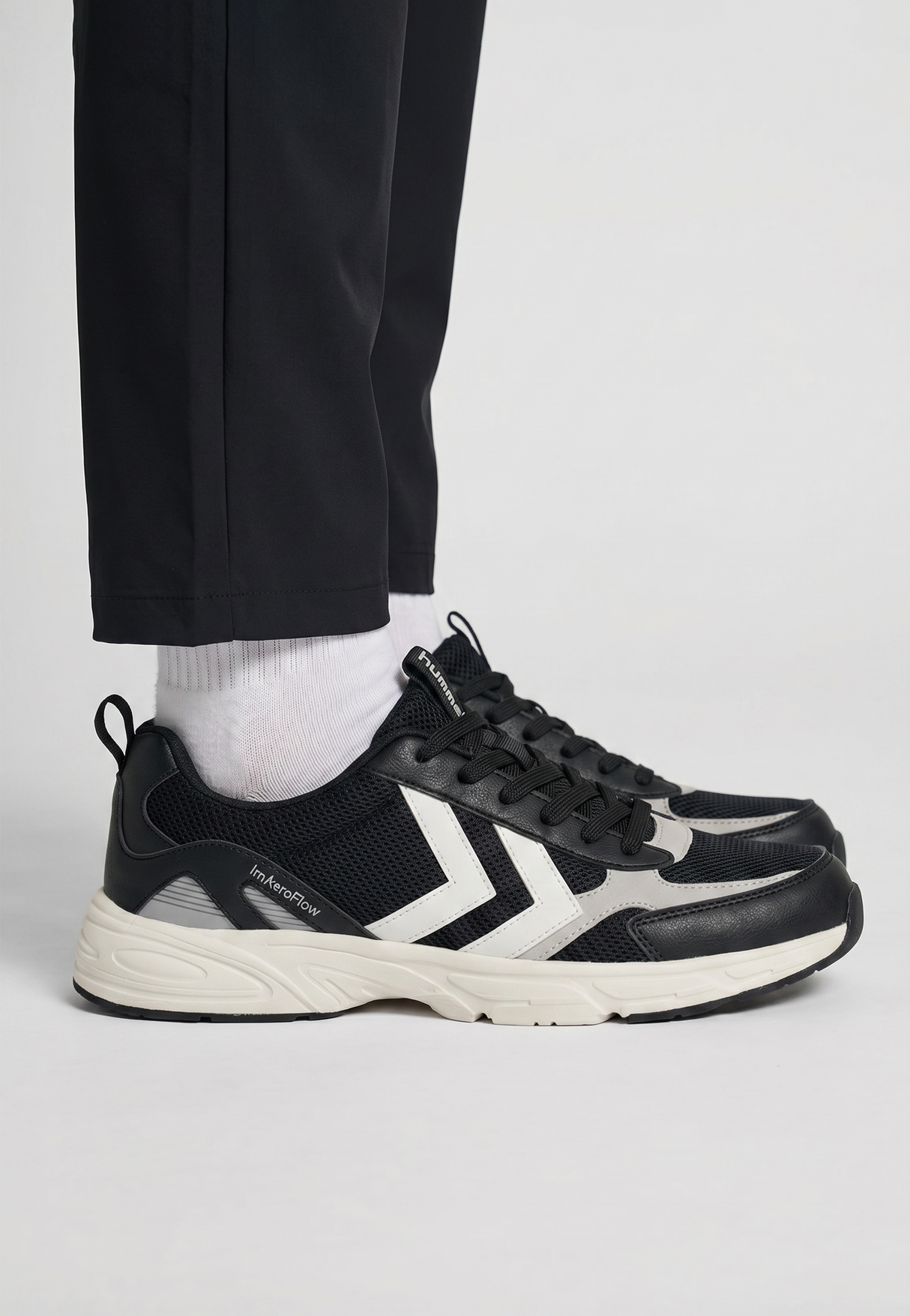 hummel Unisex Coreforce One Shoes-5