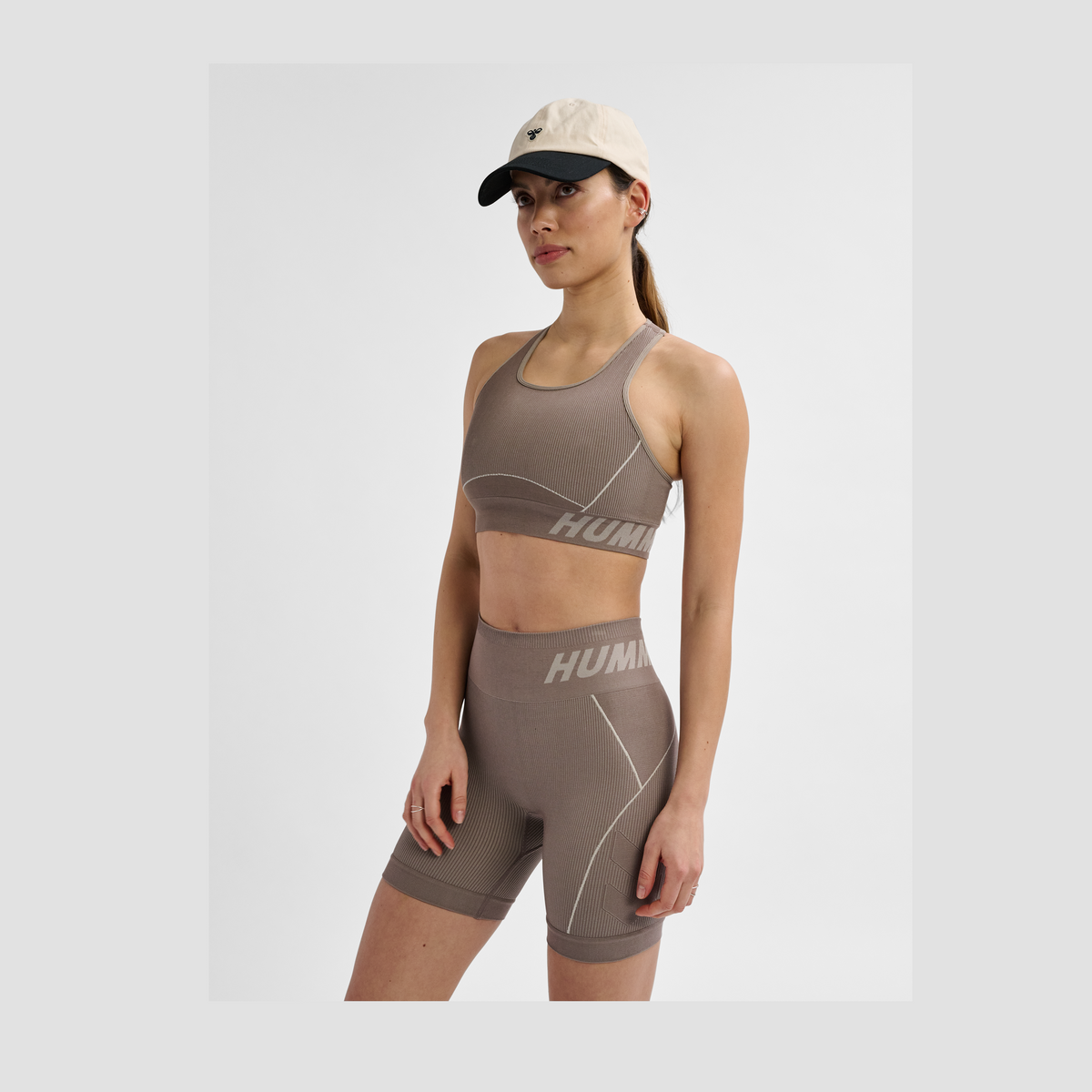 hummel Women's Training Essentials Christel Seamless Sports Top-6
