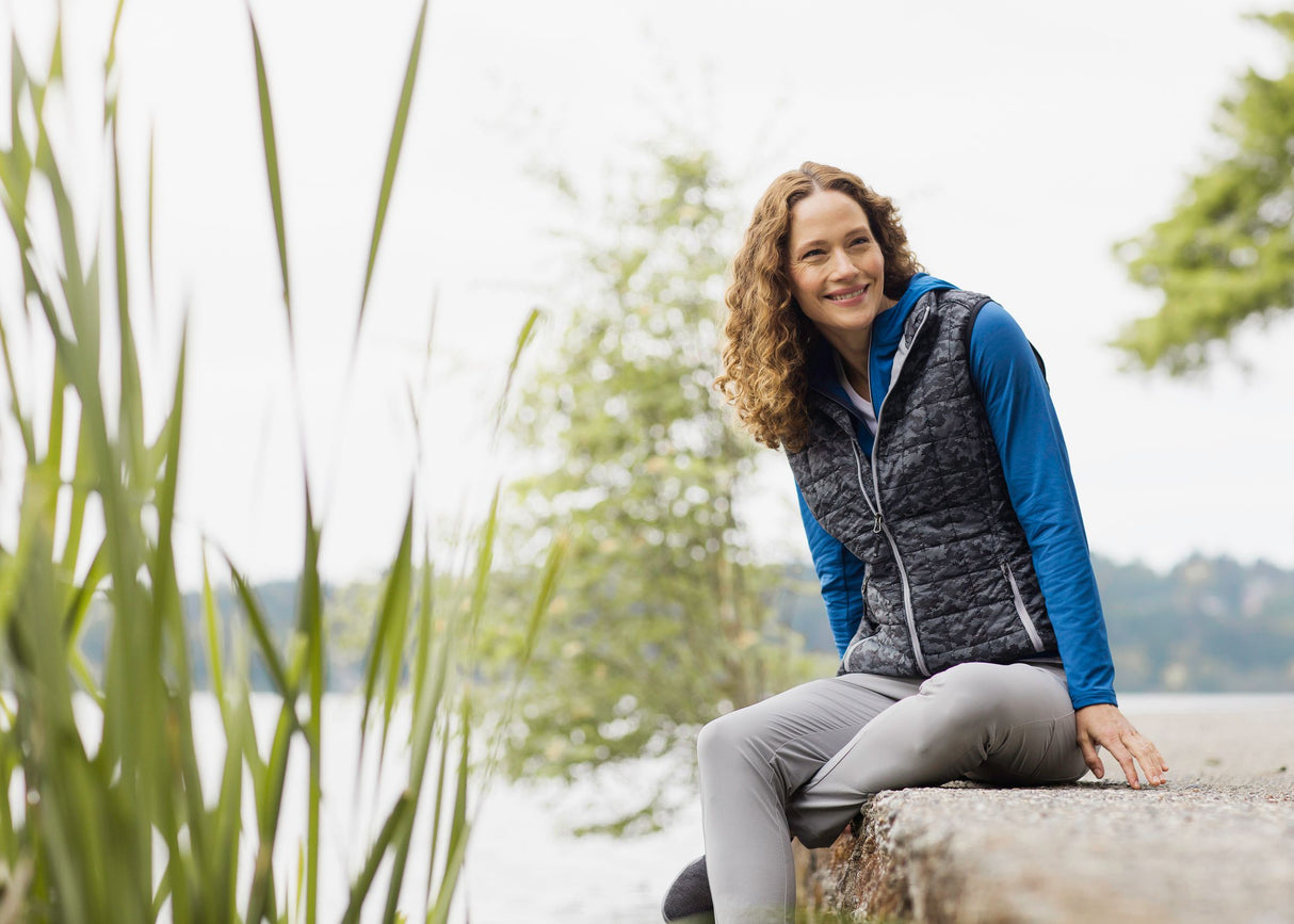 Cutter & Buck Women's Rainier Recycled Insulated Printed Puffer Full Zip Vest-15