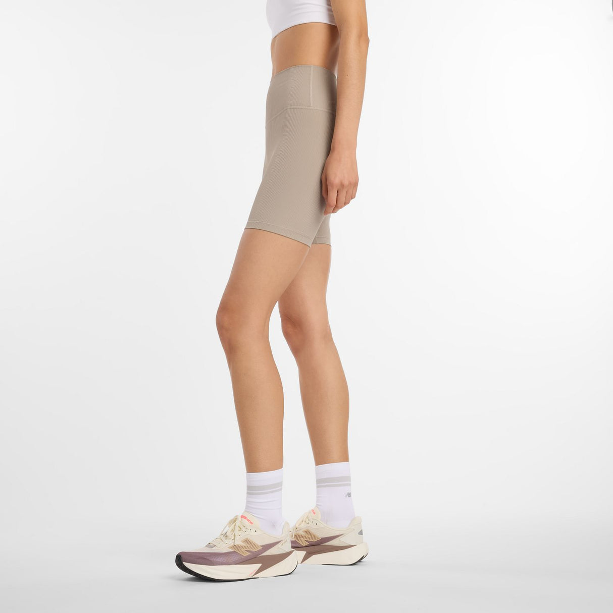 New Balance Women's NYC Marathon Rib High Rise 6" Shorts-3