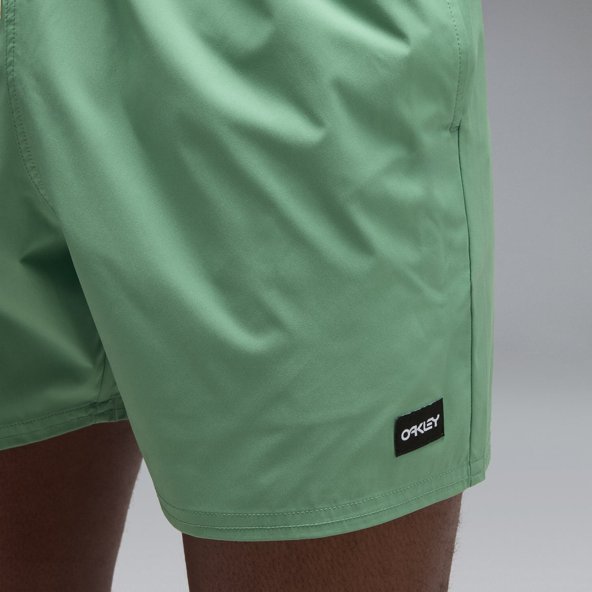 Oakley Men's Robinson RC 16" Beach Shorts-6