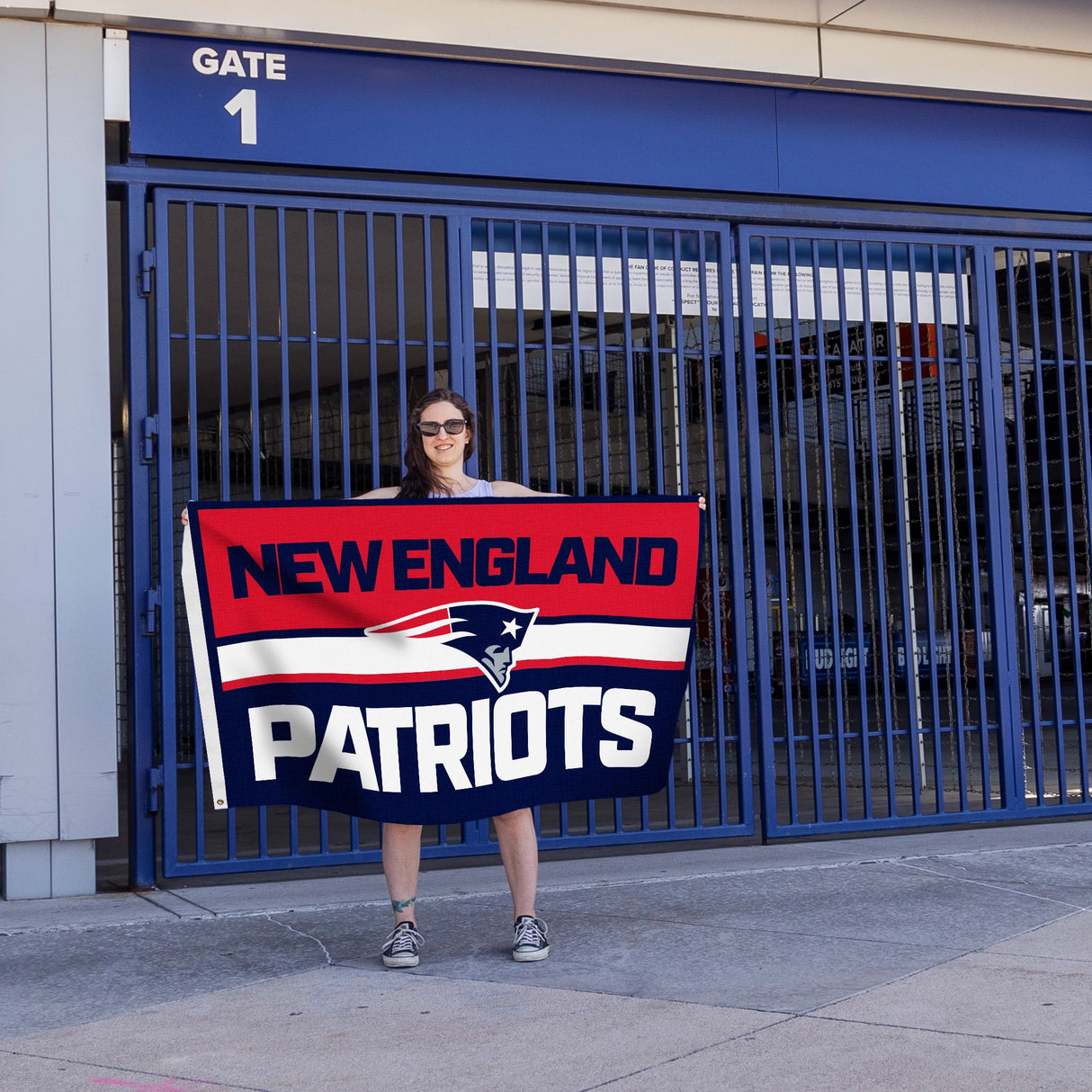 Rico Industries NFL New England Patriots Bold 3' x 5' Banner Flag-3