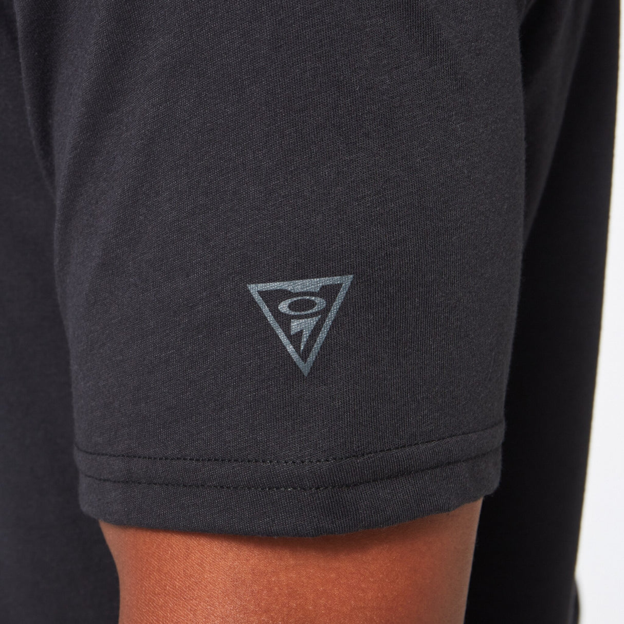 Men's Si Oakley Eagle Tab Tee-6