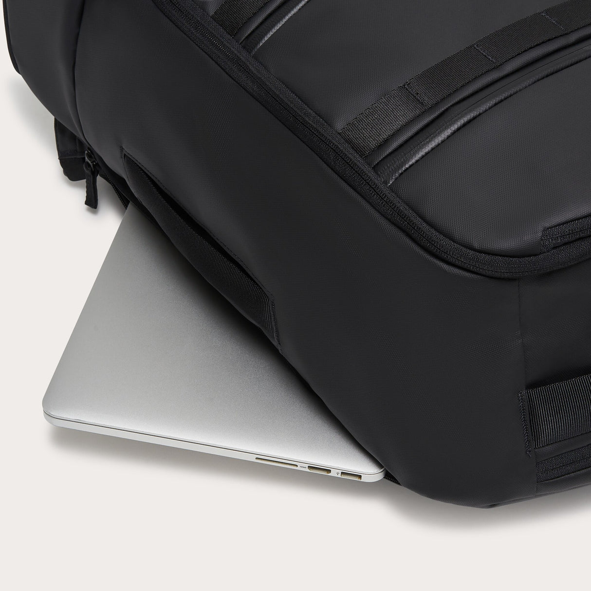 Oakley Rover Convertible Bag-4
