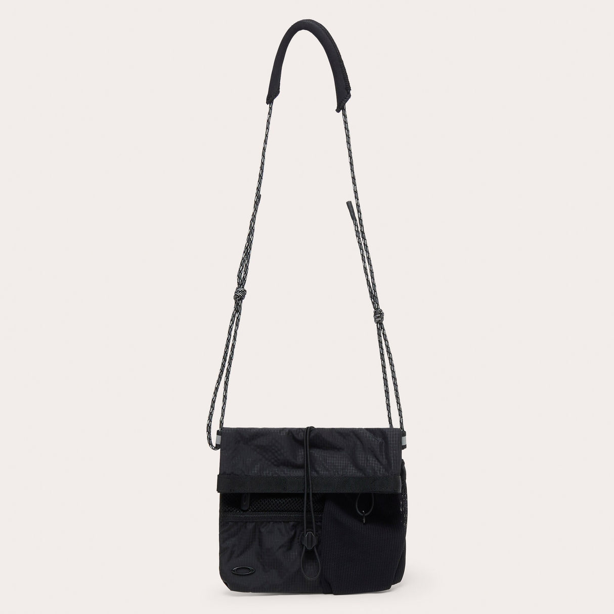 Oakley Reserve Pouch Bag-3