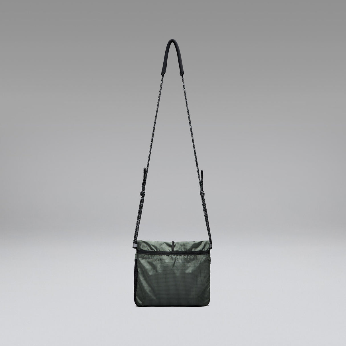 Oakley Reserve Pouch Bag-5