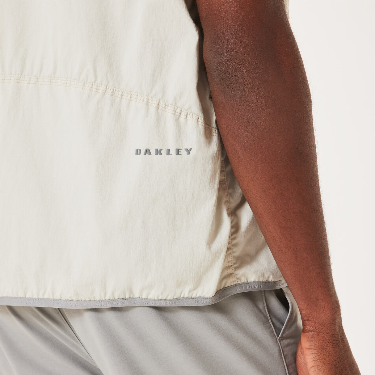 Oakley Men's Driven Element Vest-5