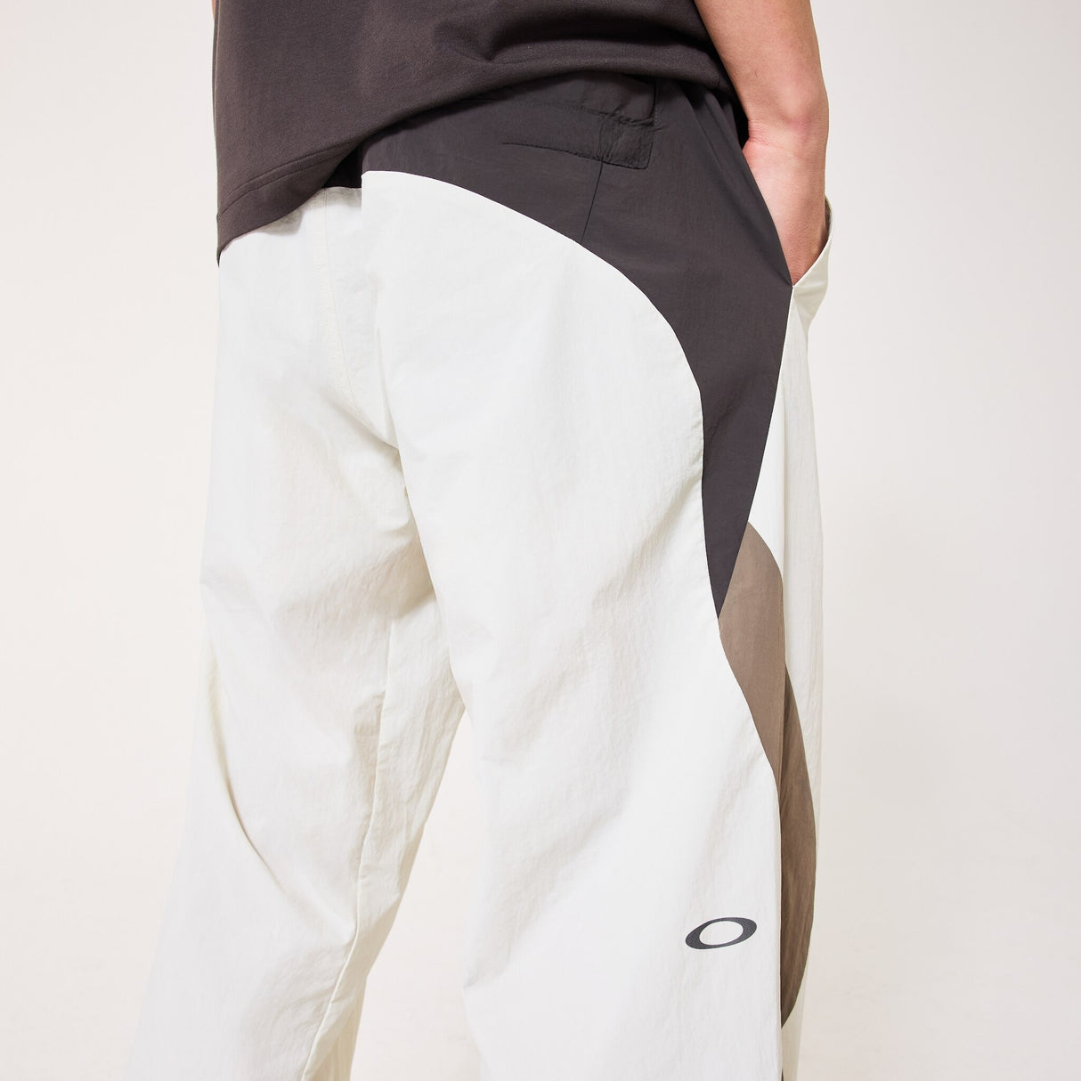 Oakley Men's New Retro Wind Pants 3.0-6
