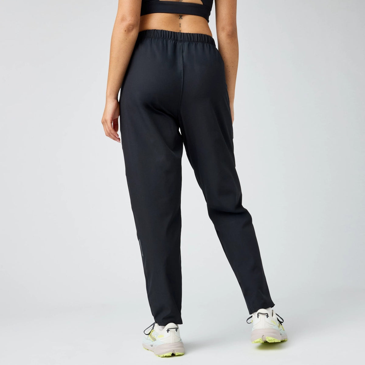 Brooks Women's Canopy Pants-2
