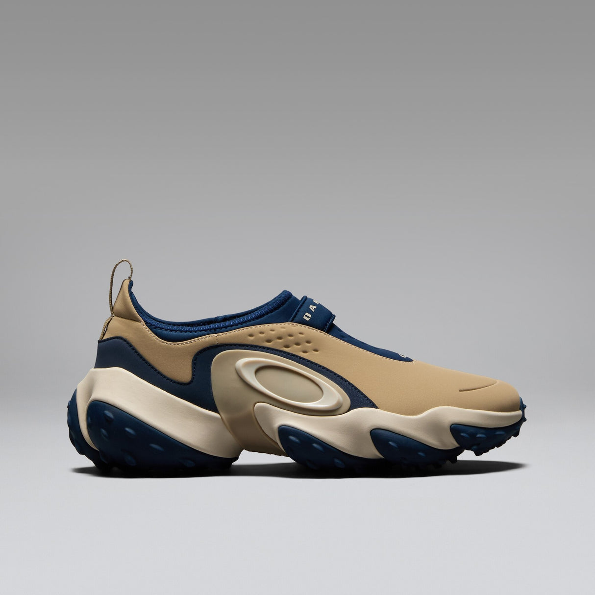 Oakley Men's Edge Icon Sneakers-1