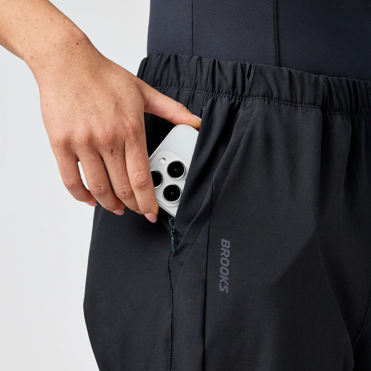 Brooks Women's Canopy Pants-3