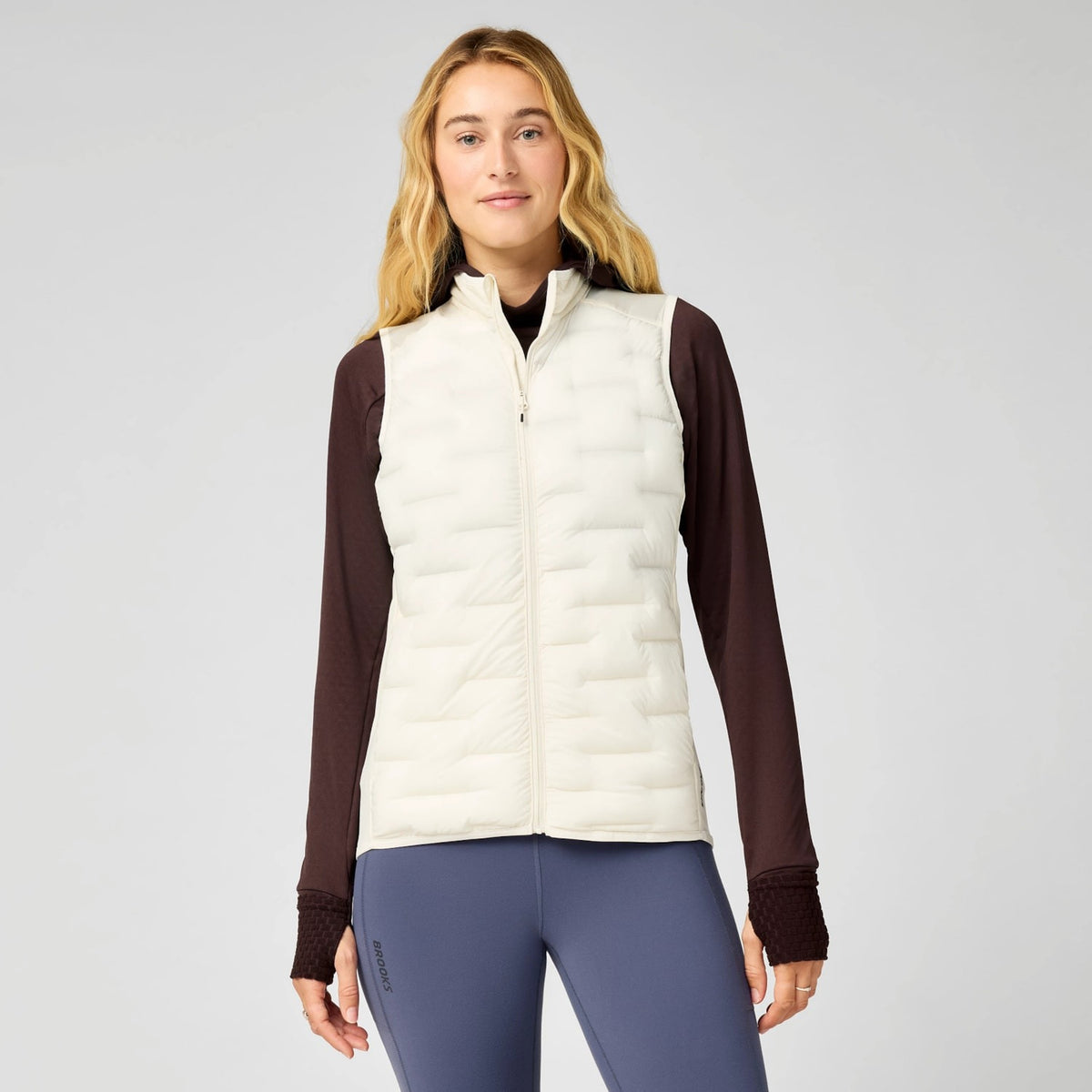 Brooks Women's Momentum Thermal Vest
