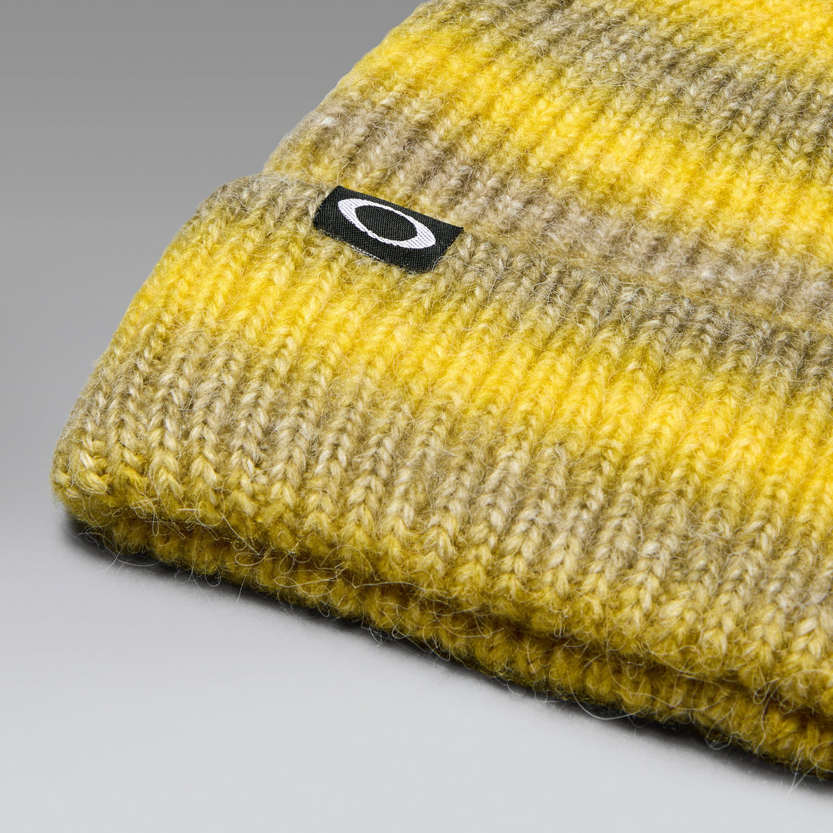 Oakley Ellipse Gradient Beanie-2