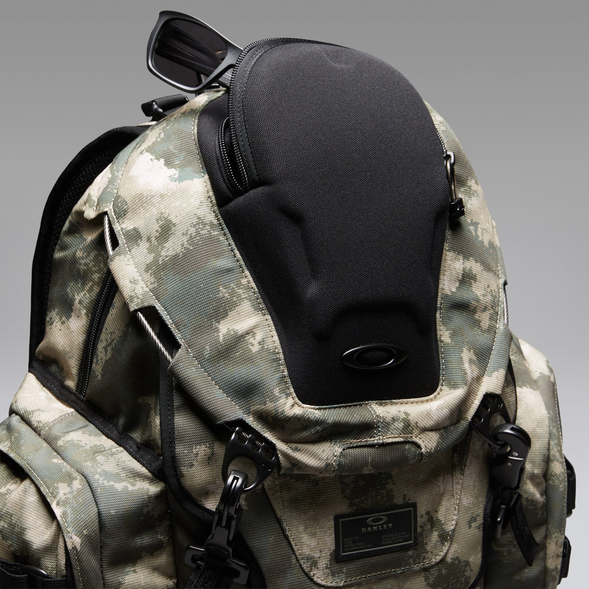 Oakley Kitchen Sink Backpack-5