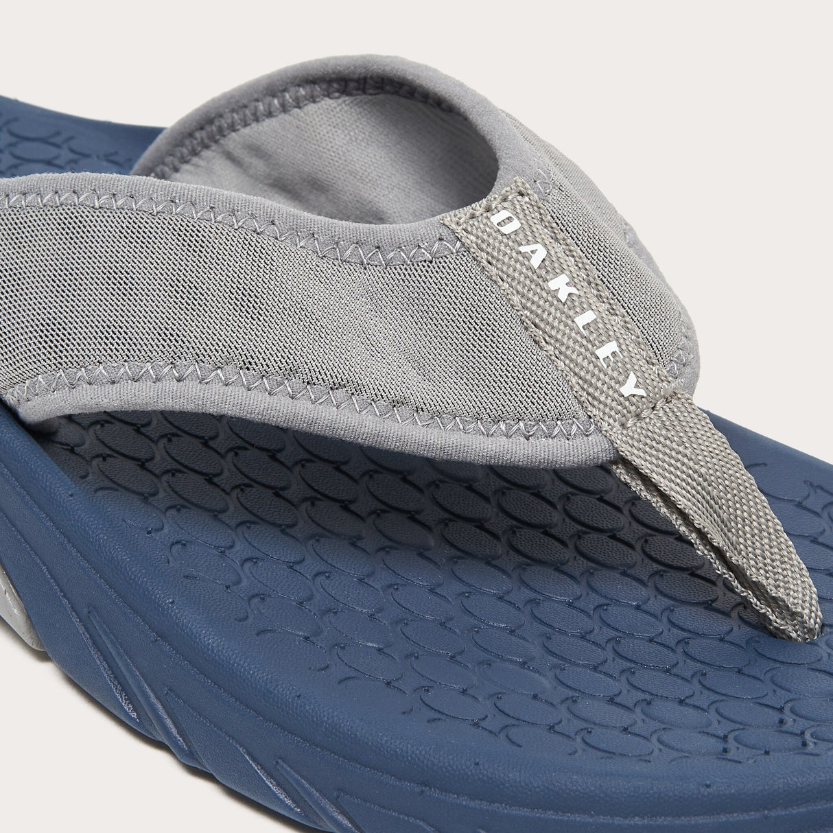 Oakley Men's Operative Flip Flop Sandals-3