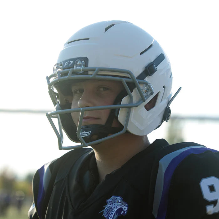 2026 Schutt F7 Air Youth Football Helmet with attached Facemask Football Helmets Youth
