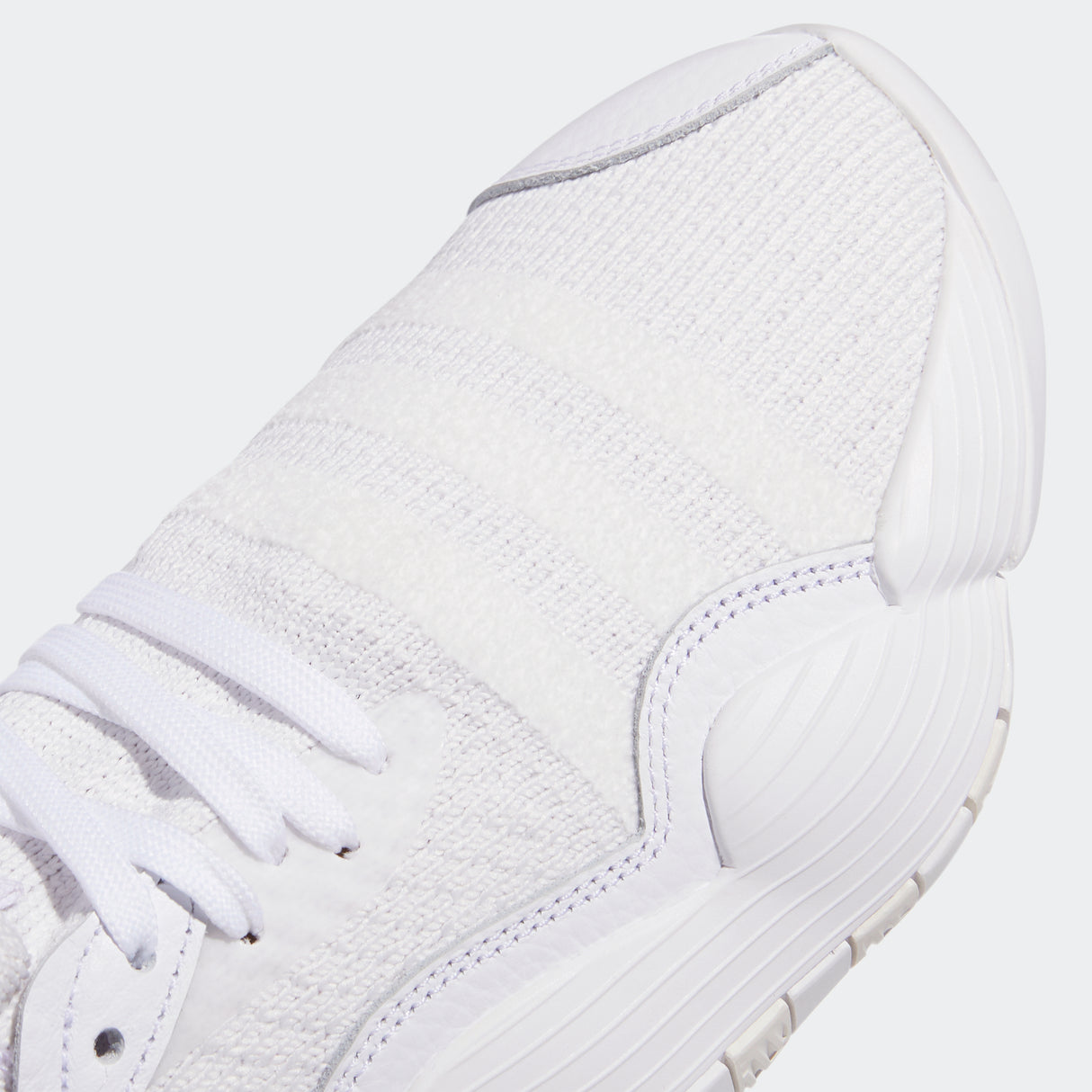 adidas Men's Trae Young 2.0 Basketball Shoes