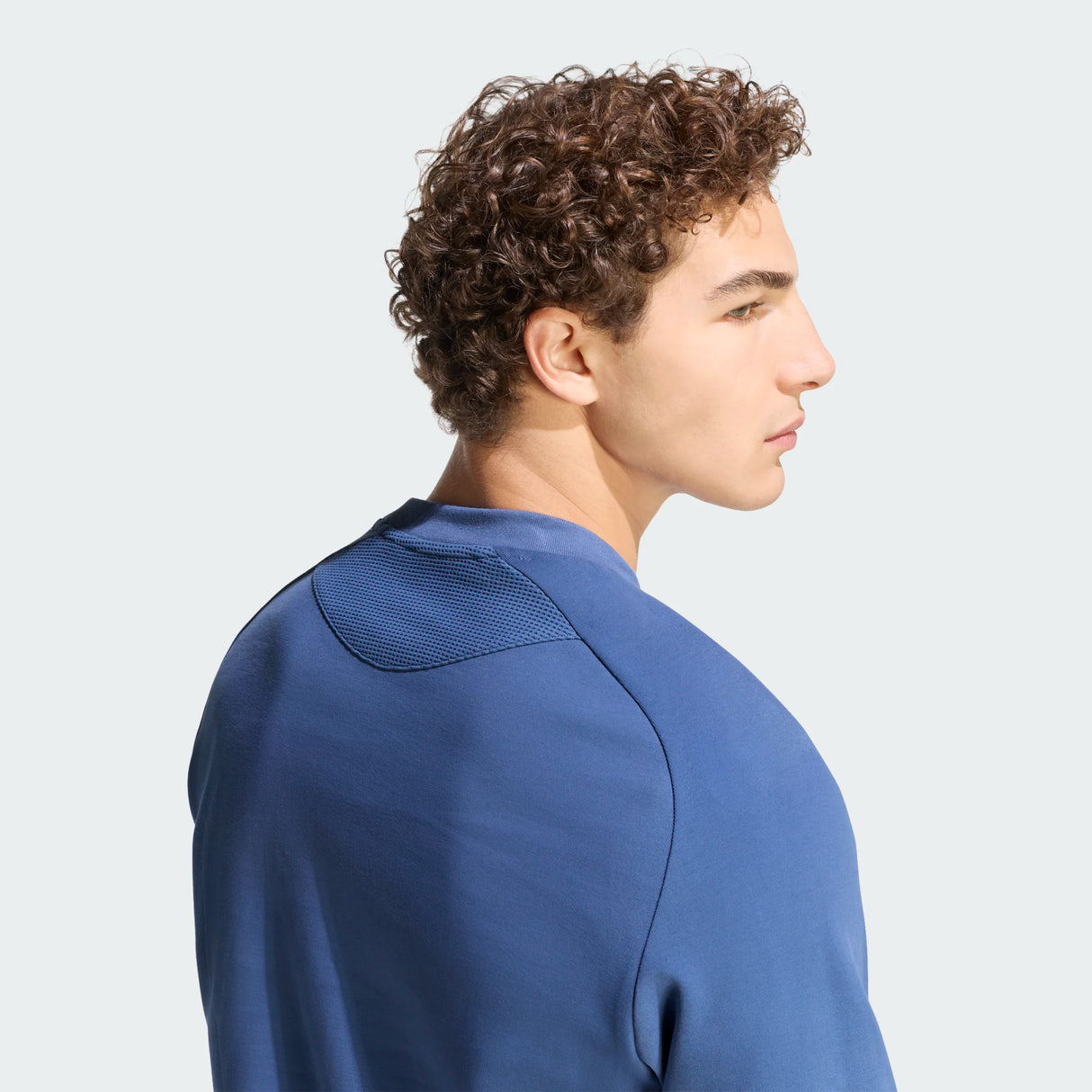 adidas Men's Argentina Tiro Travel Crew-5