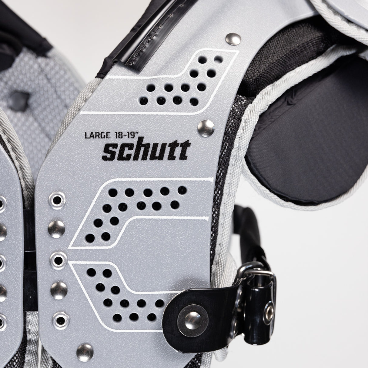 Schutt XV Flux Lineman Adult Shoulder Pads Football Shoulder Pads Adult